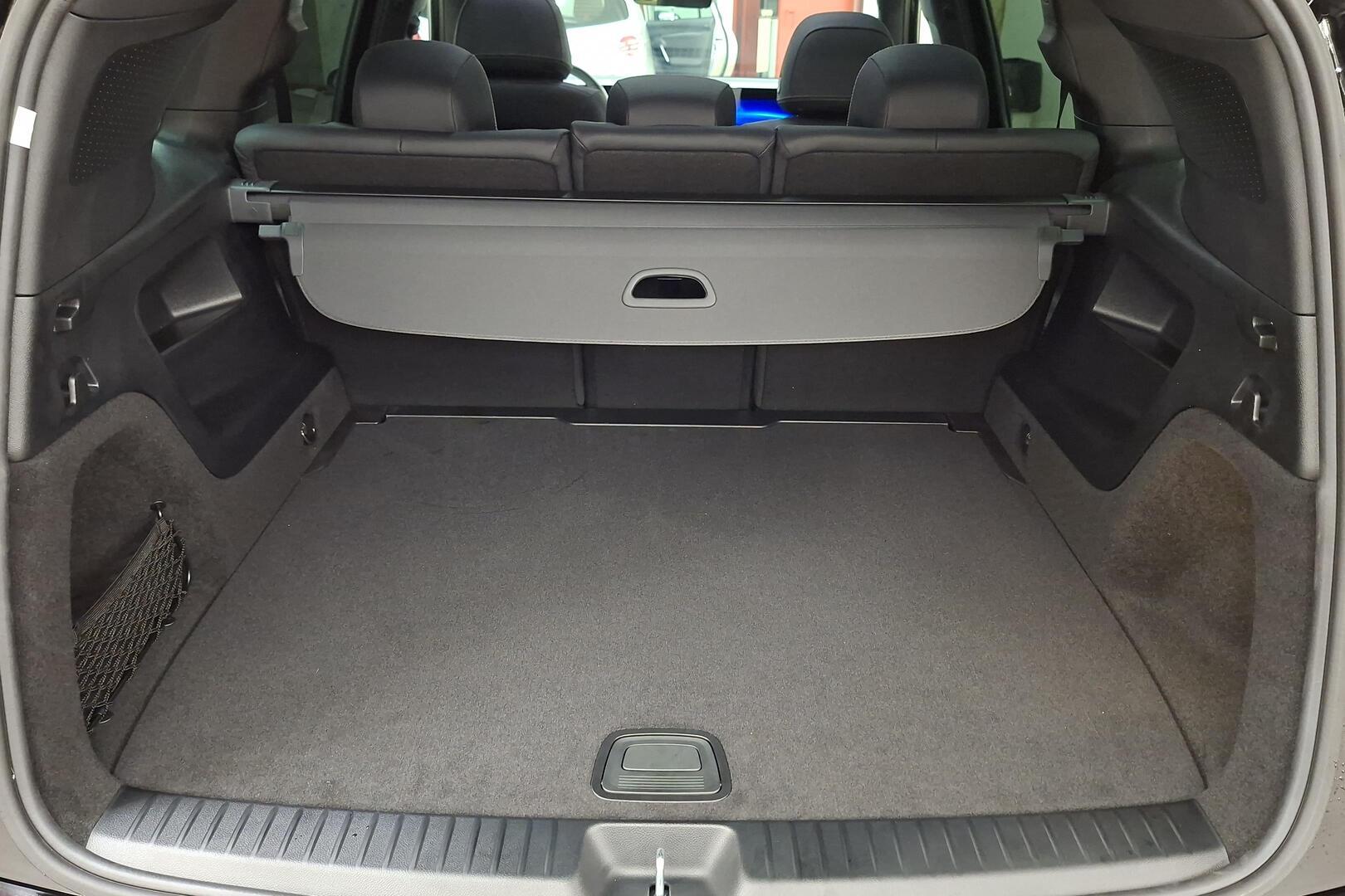 MERCEDES-BENZ GLB 2026