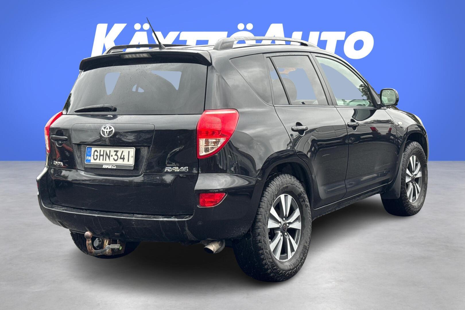 TOYOTA RAV4 2