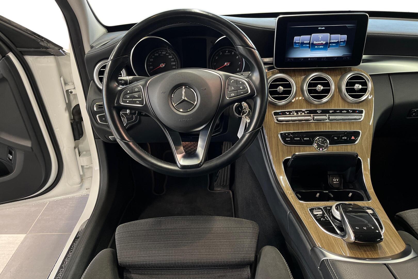 MERCEDES-BENZ C 2015