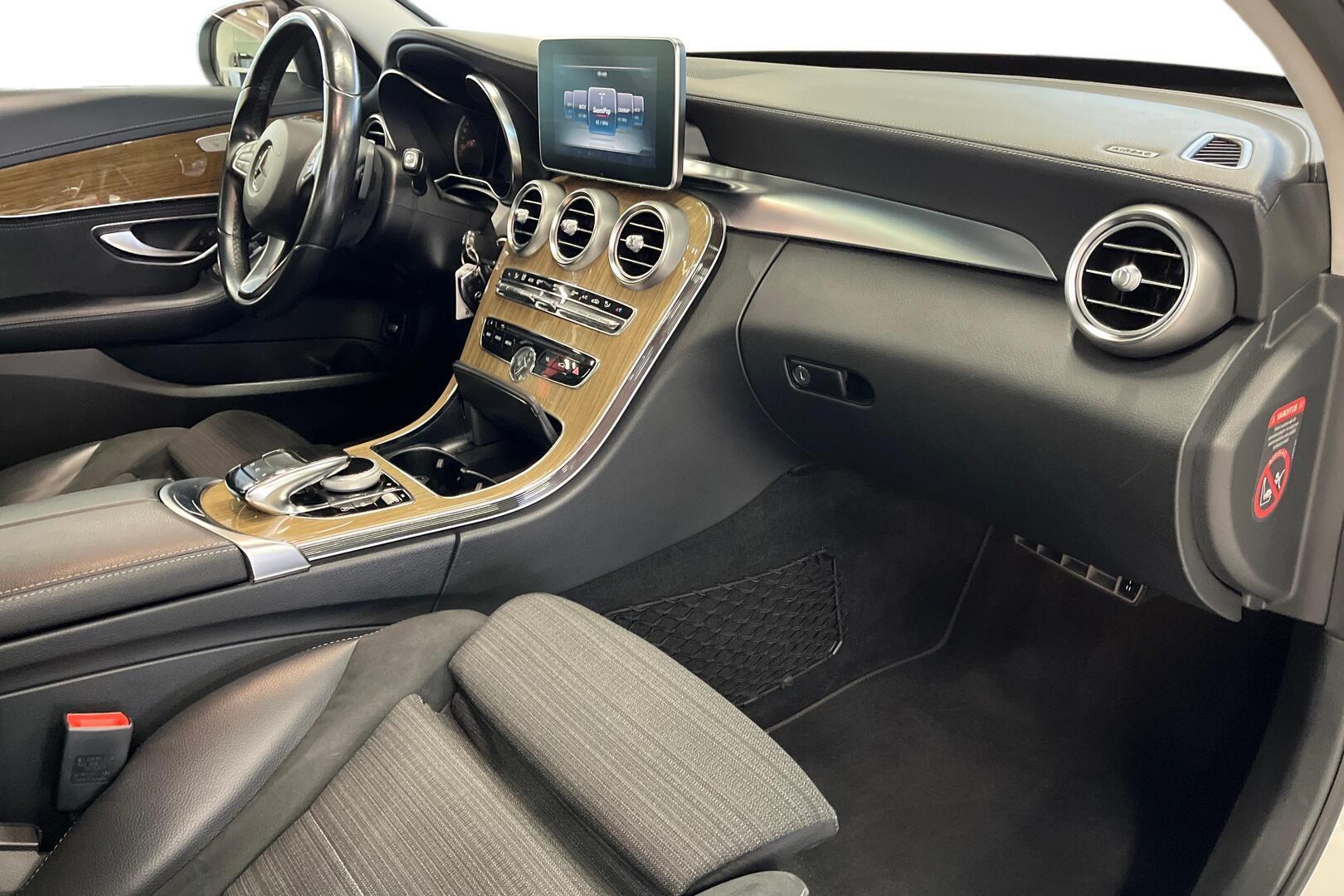 MERCEDES-BENZ C 2015