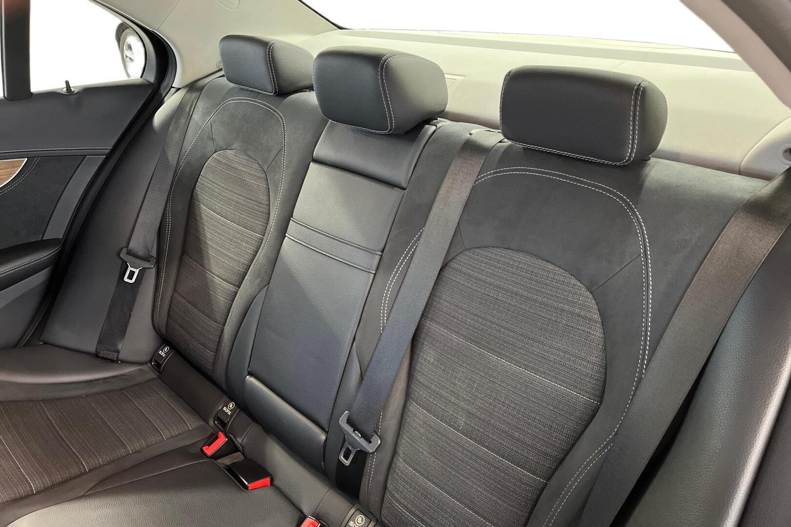 MERCEDES-BENZ C 2015