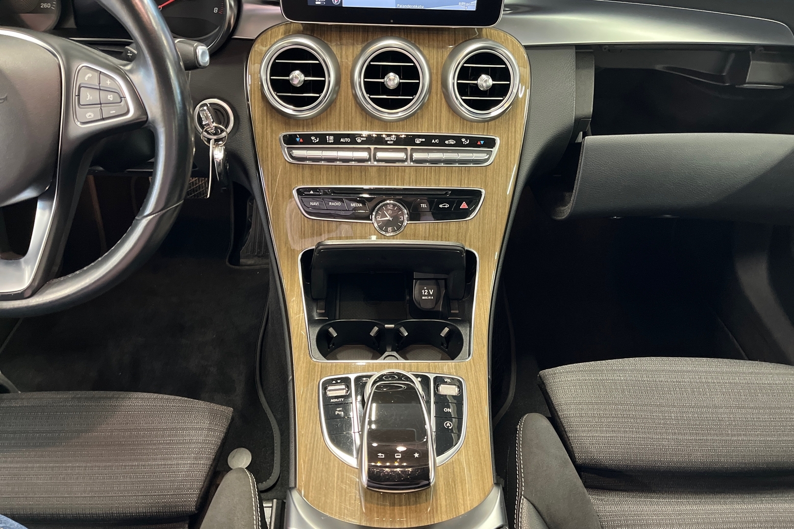 MERCEDES-BENZ C 2015