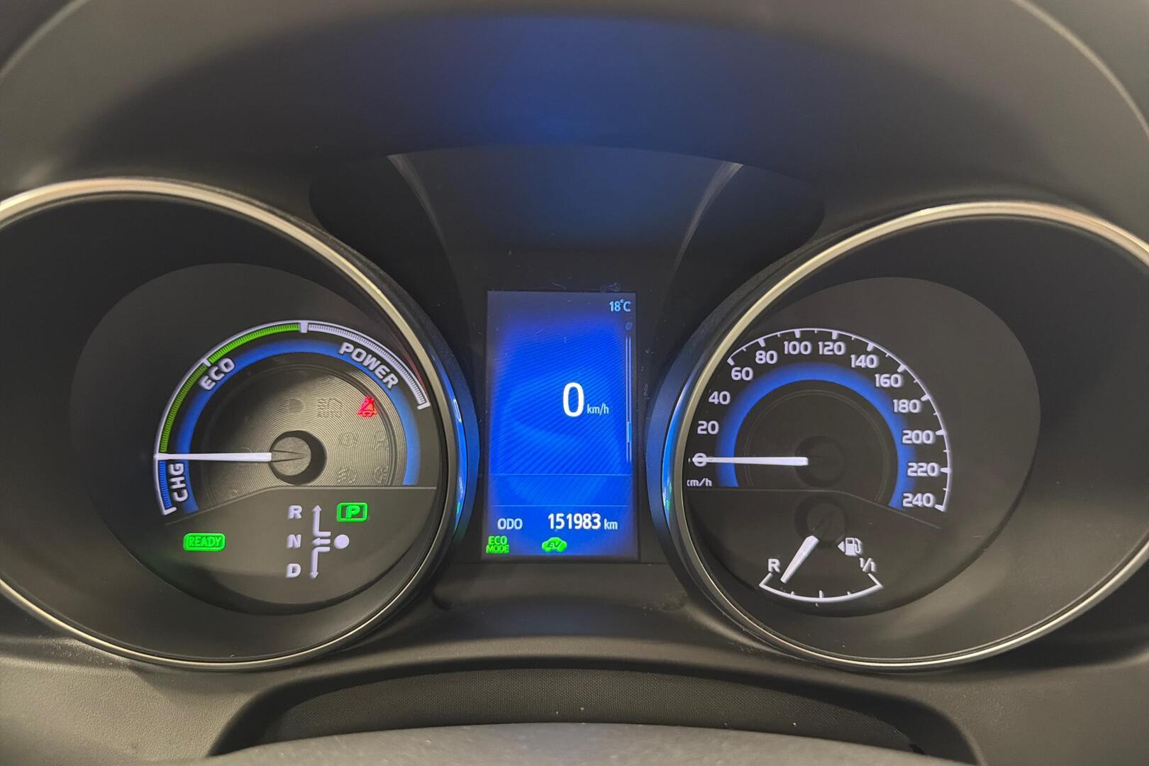 TOYOTA Auris 17