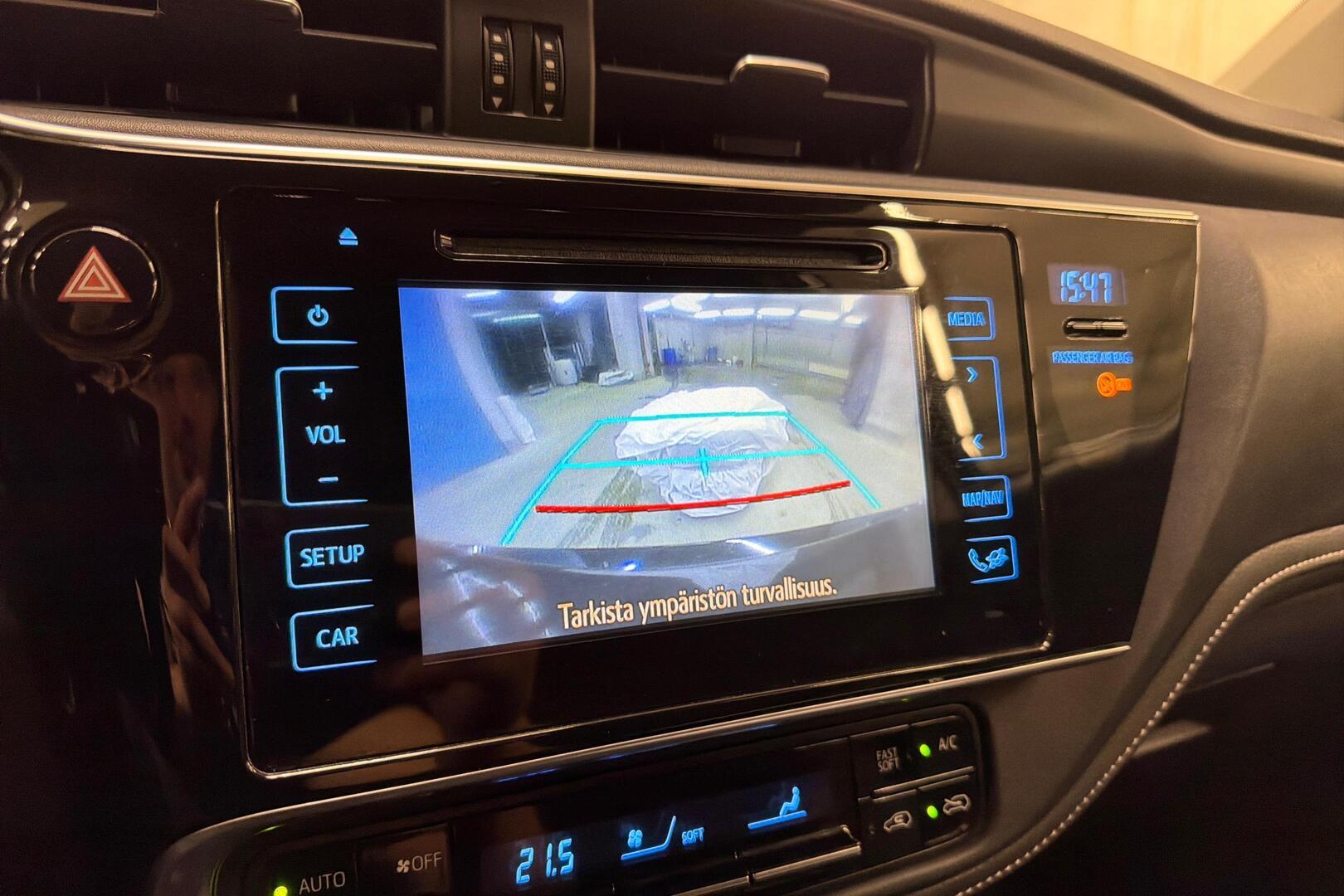 TOYOTA Auris 19