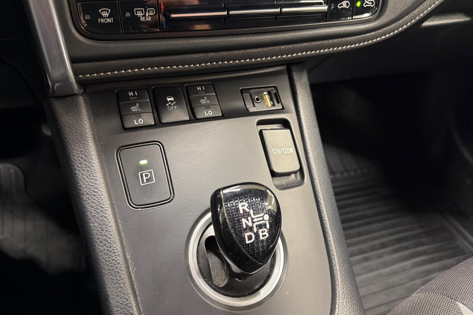 TOYOTA Auris 20