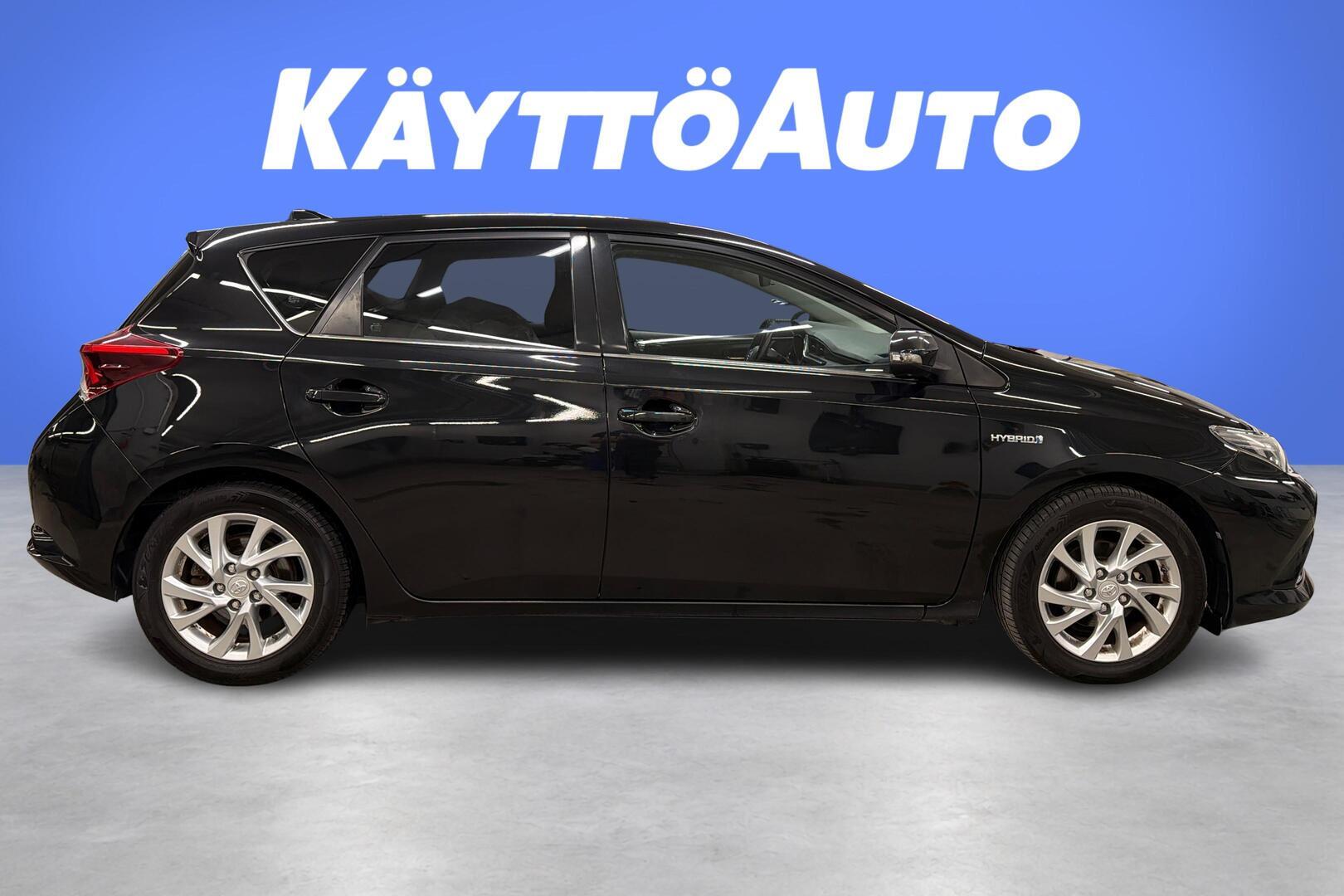 TOYOTA Auris 6