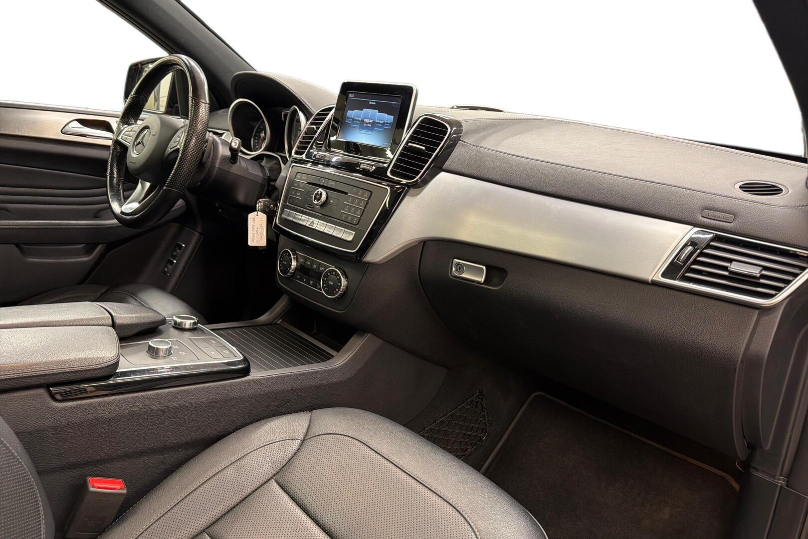 MERCEDES-BENZ GLE 2016