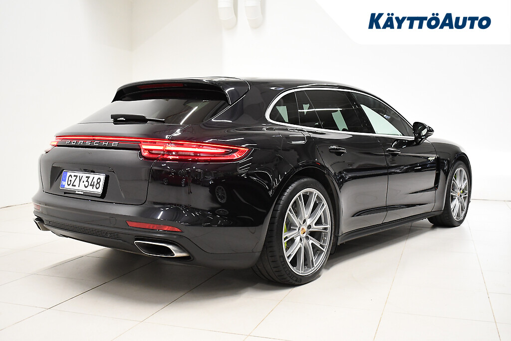 PORSCHE Panamera 2019