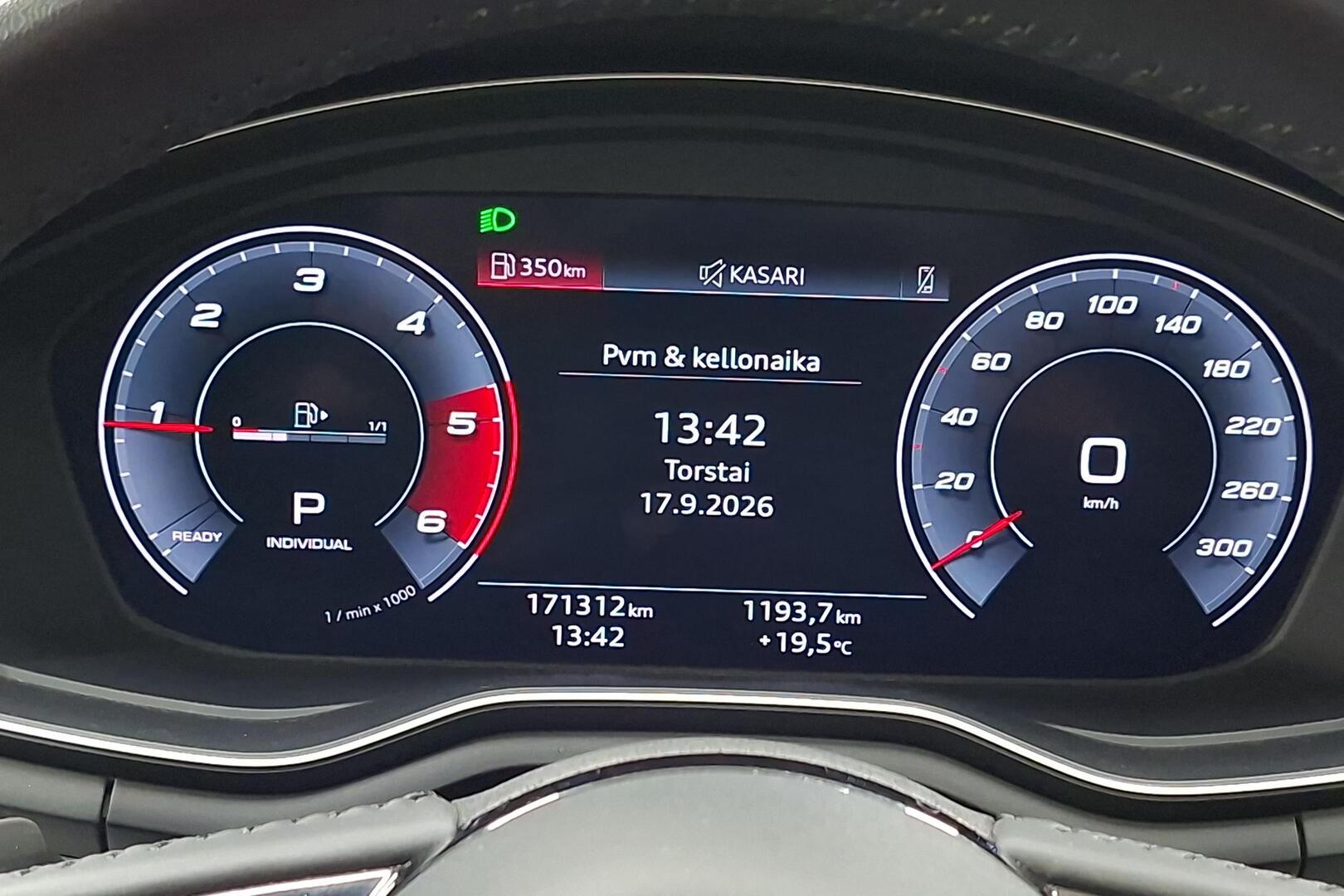 AUDI A4 12
