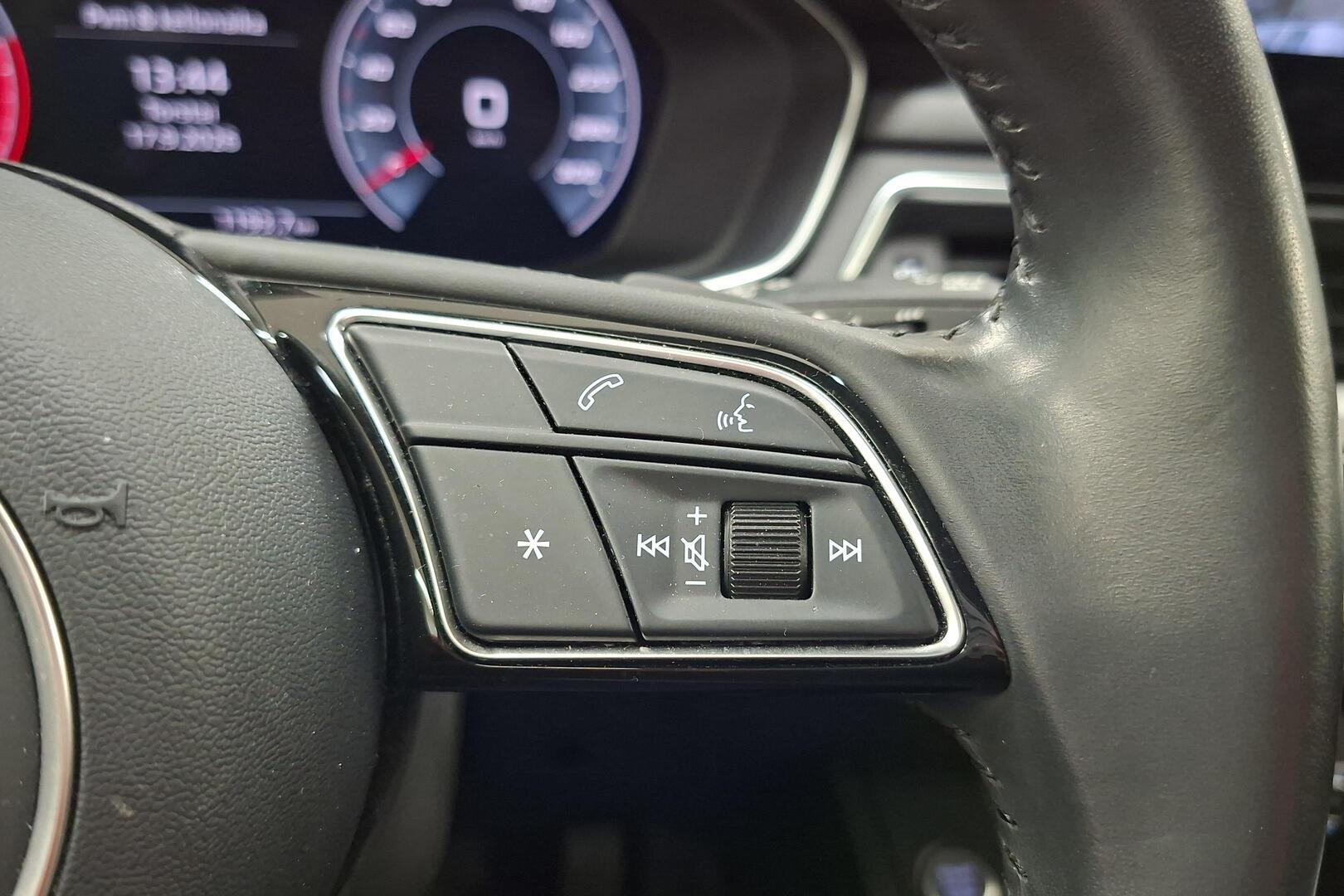 AUDI A4 14