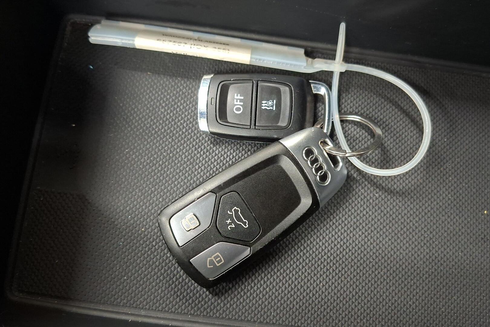 AUDI A4 23
