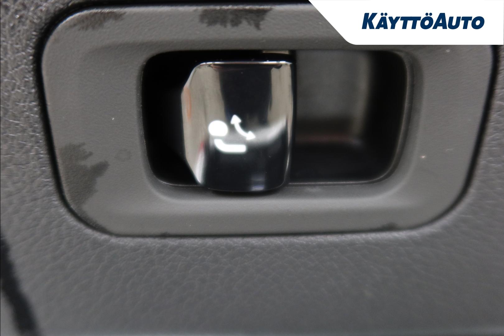 Mercedes-Benz CLA 2025