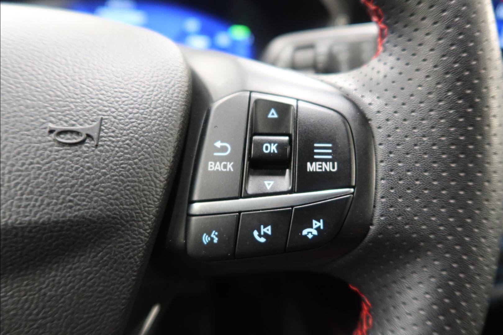 FORD Kuga 21