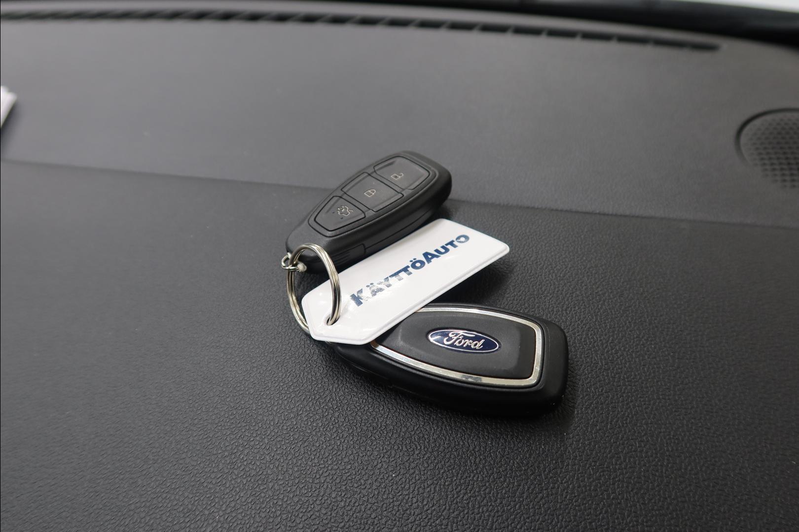 FORD Kuga 29
