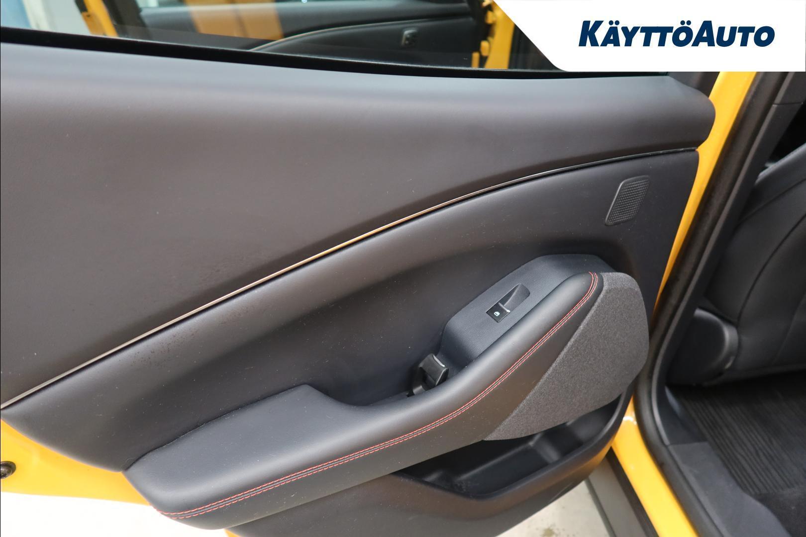 FORD Mustang Mach-E 2023