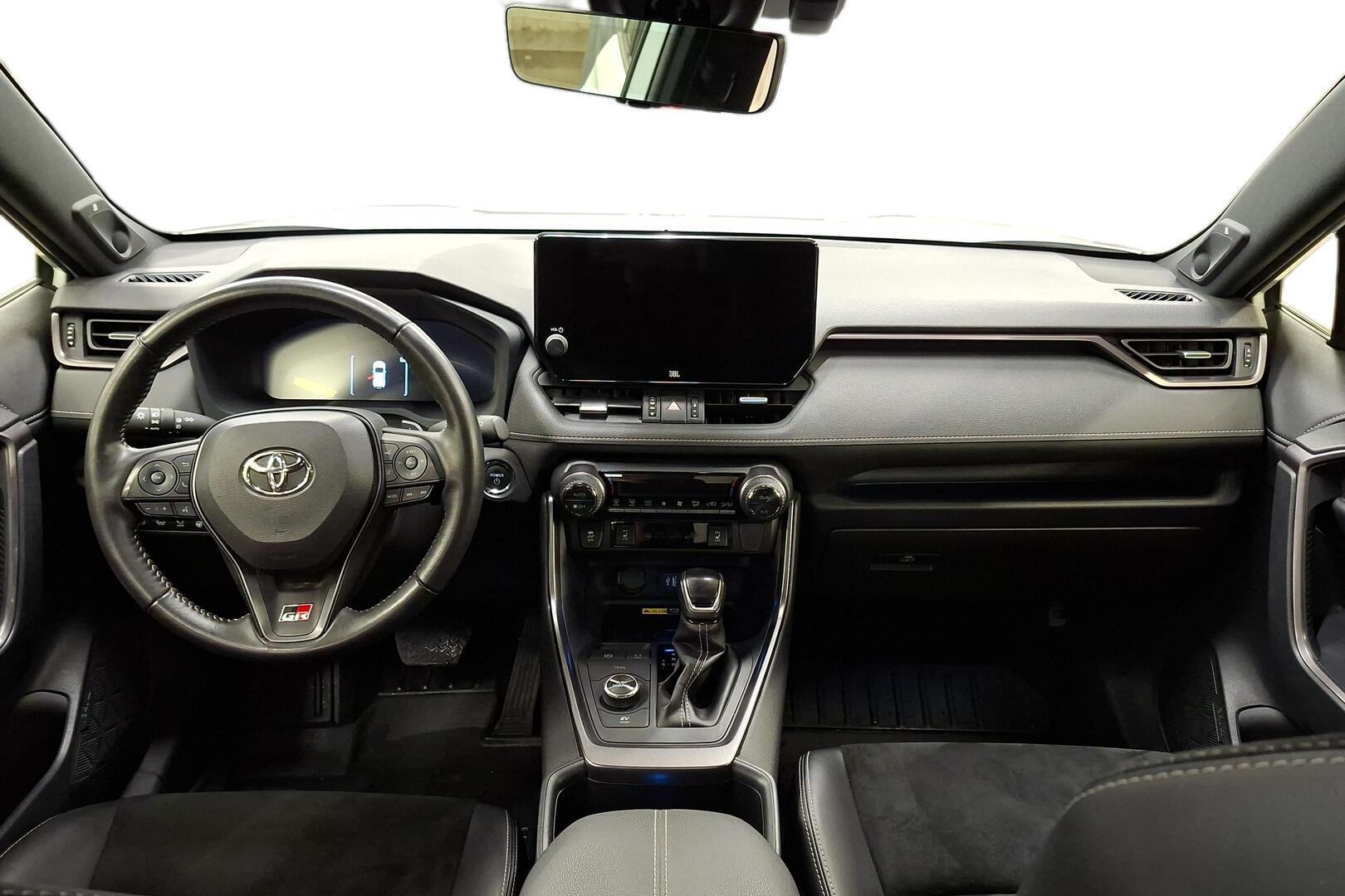 TOYOTA RAV4 12