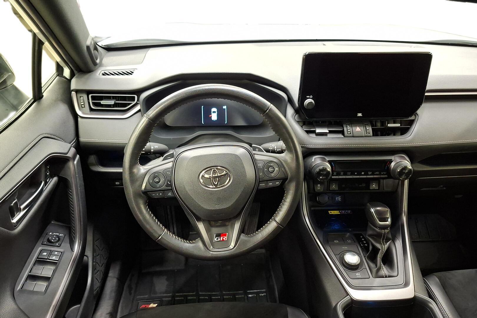 TOYOTA RAV4 13