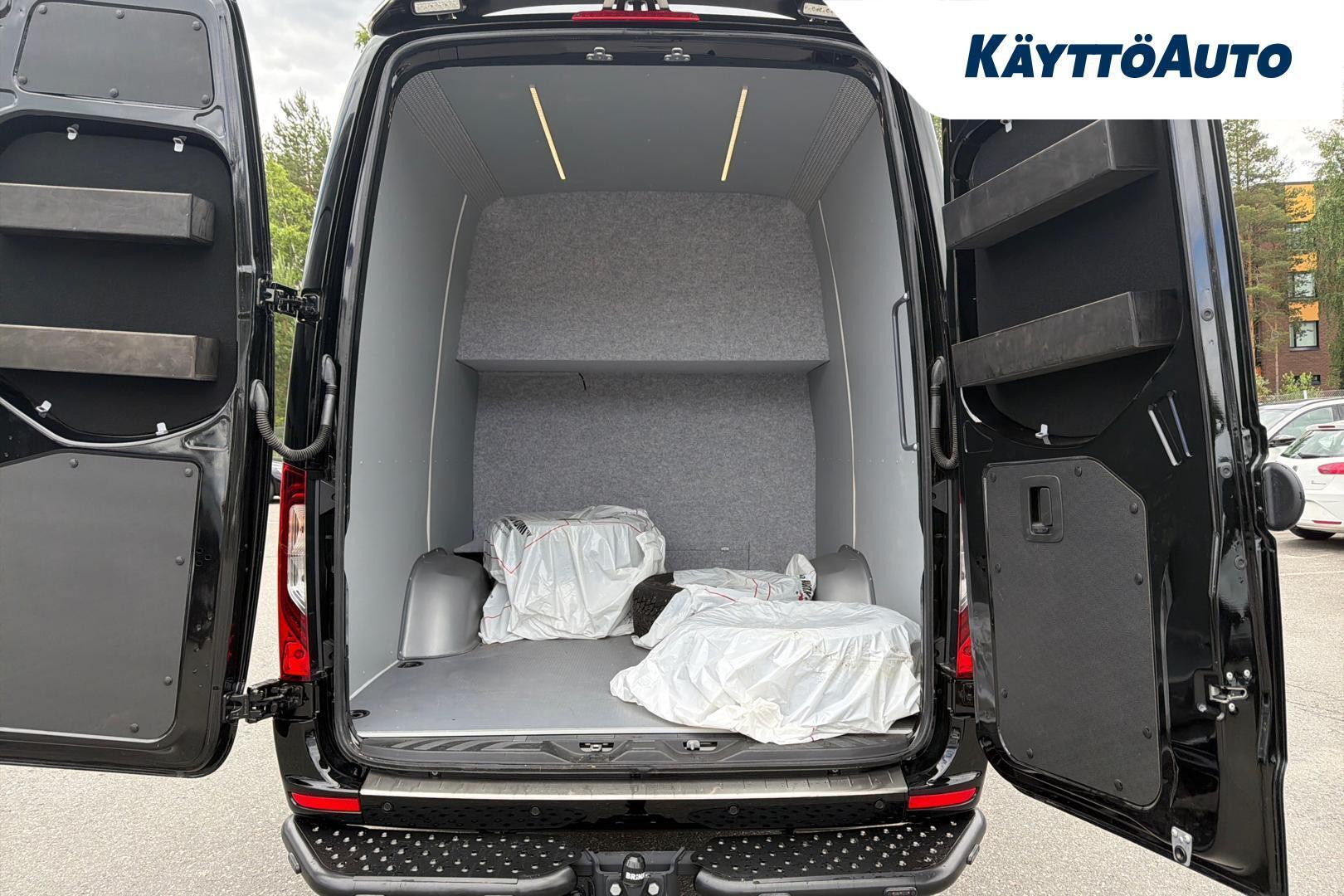 MERCEDES-BENZ Sprinter 2024