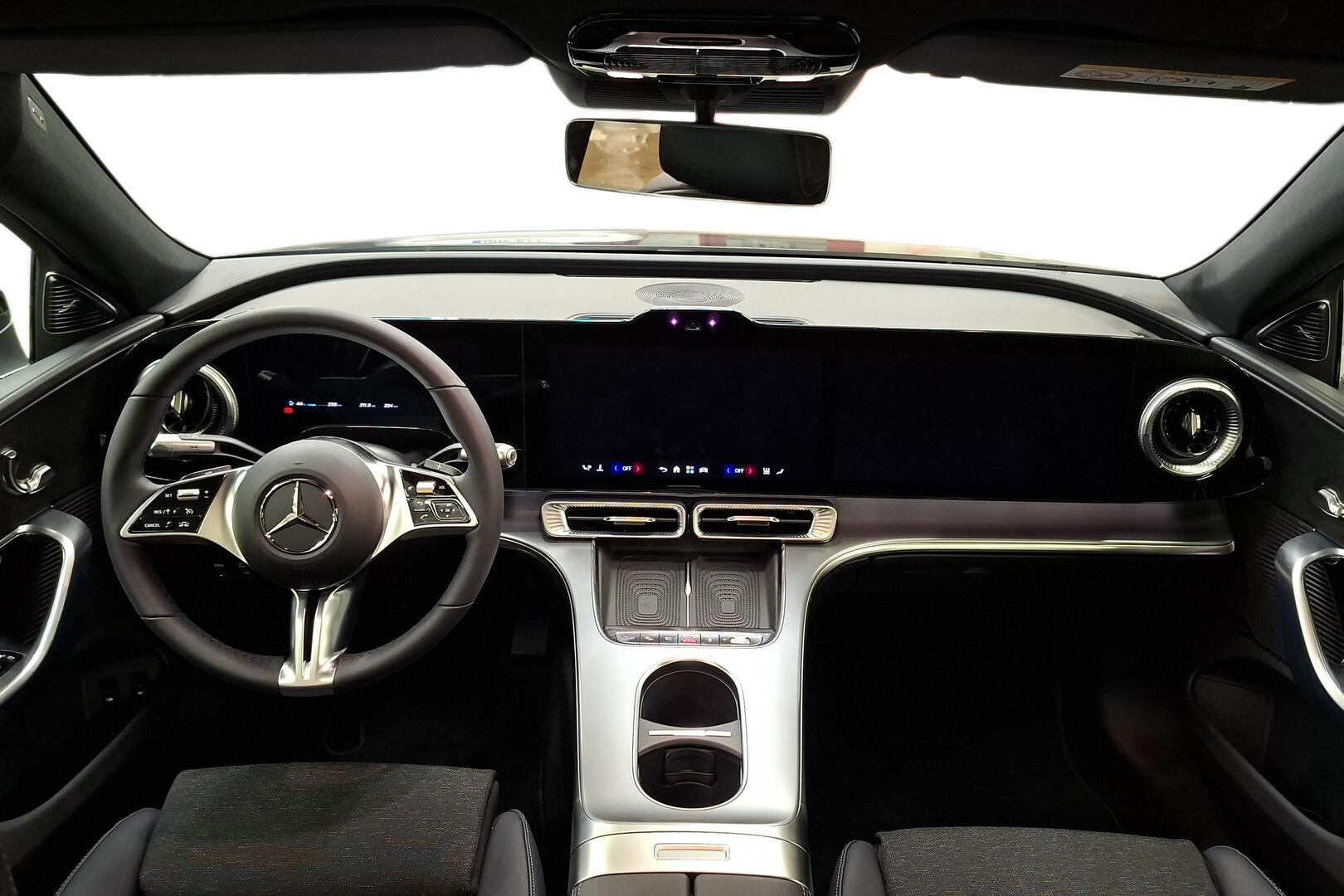 MERCEDES-BENZ C 2026
