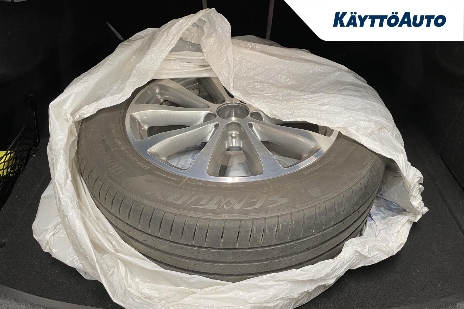 MERCEDES-BENZ E 2017