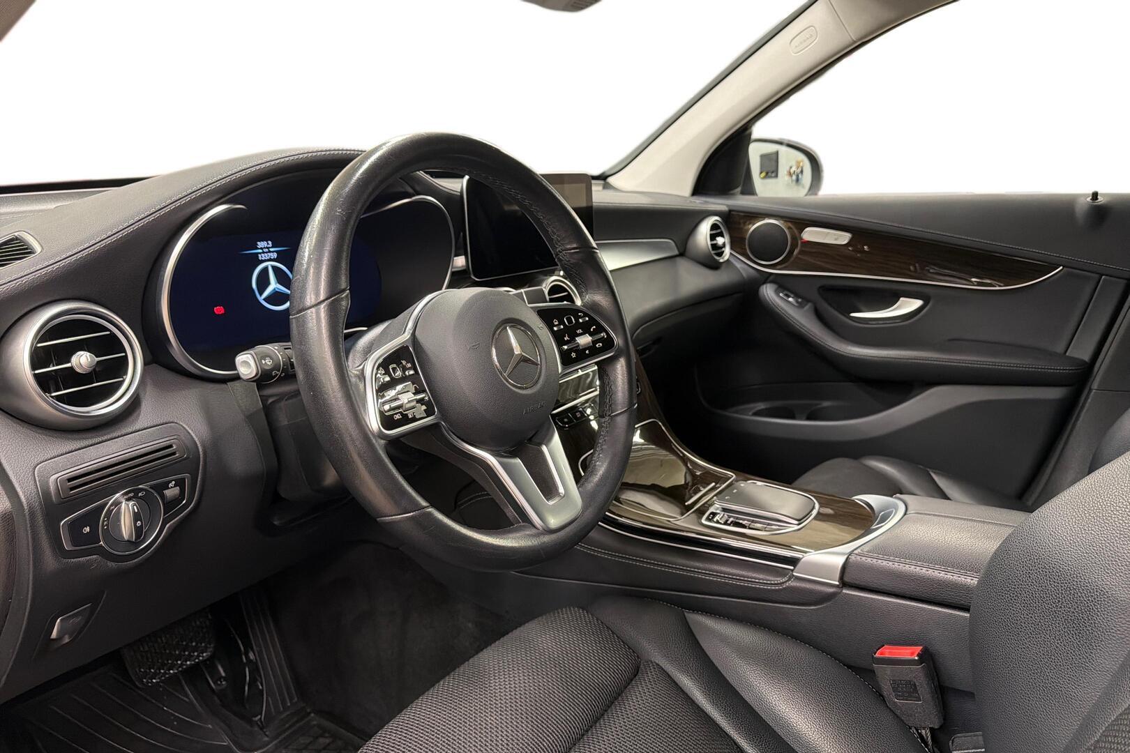 MERCEDES-BENZ GLC 2019