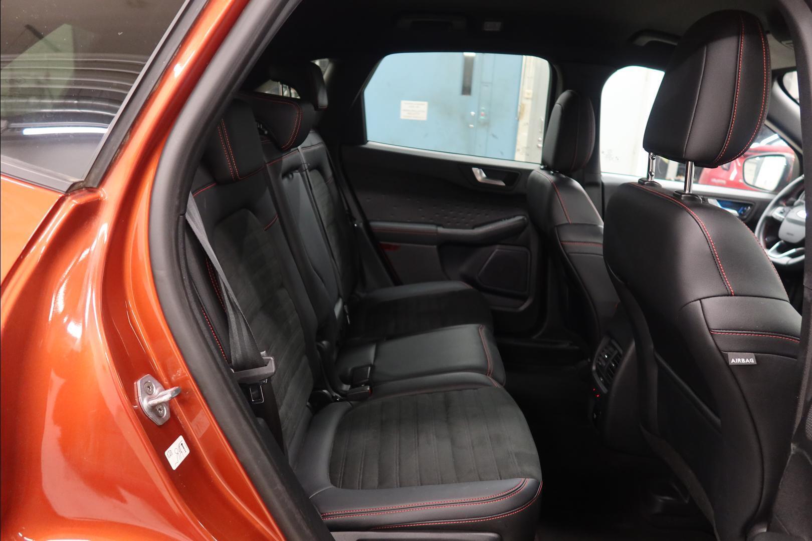FORD Kuga 19