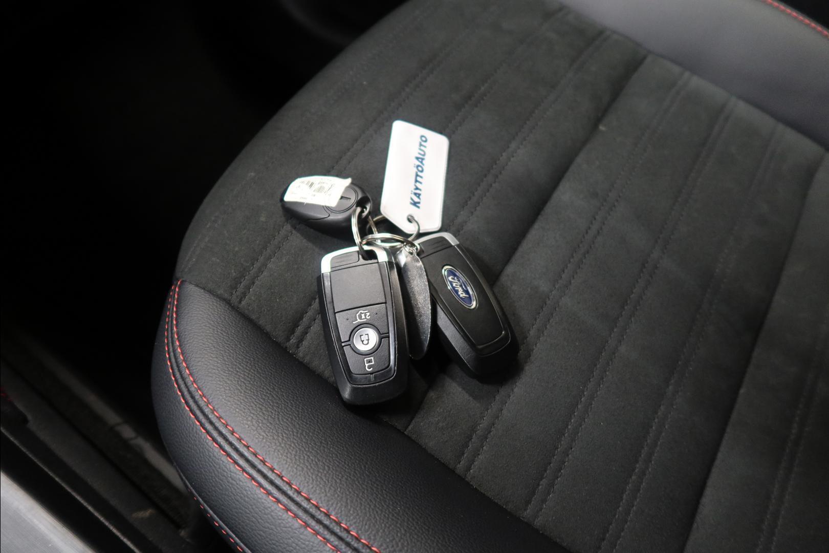 FORD Kuga 22