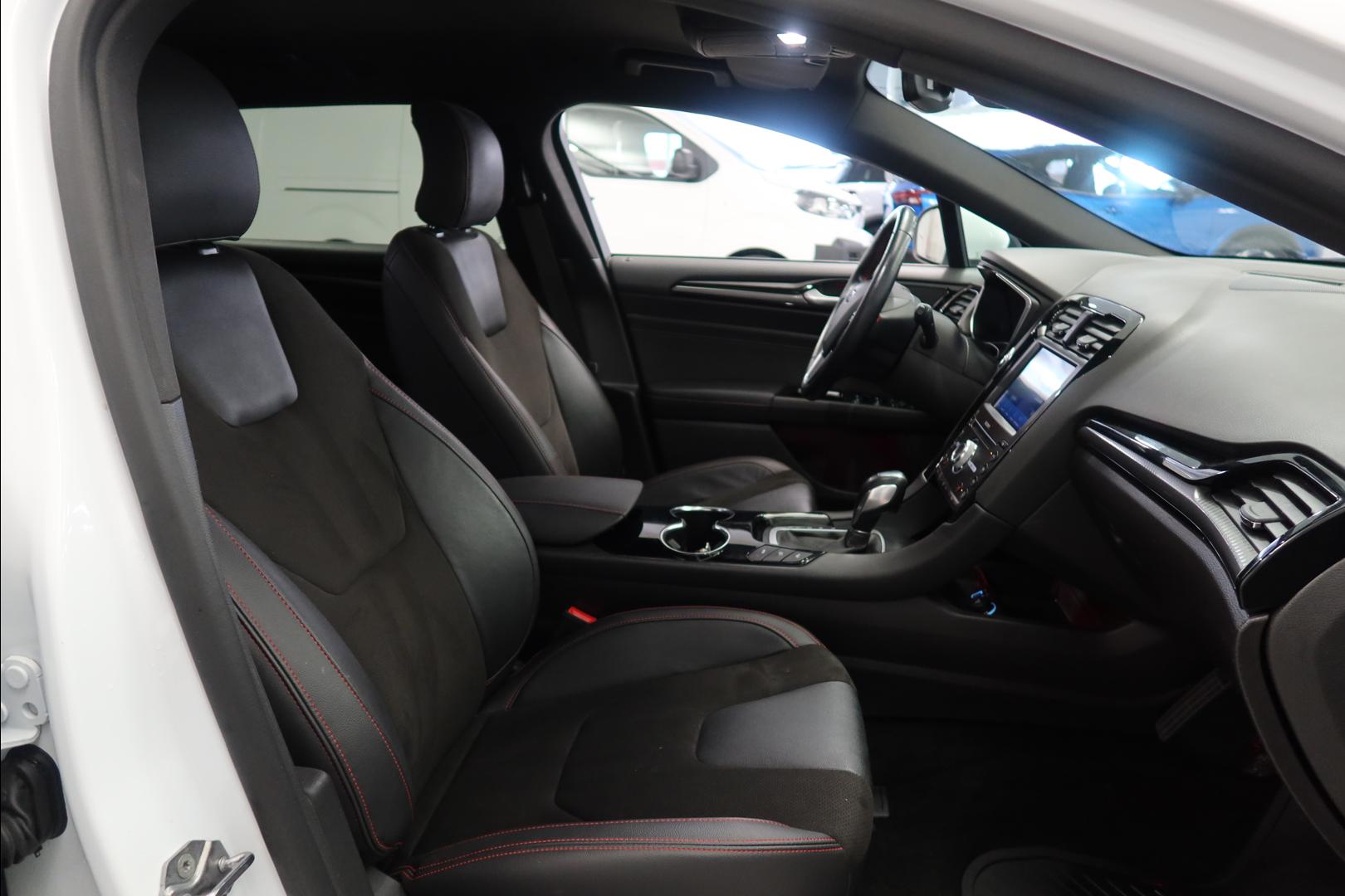 FORD Mondeo Hybrid 2021