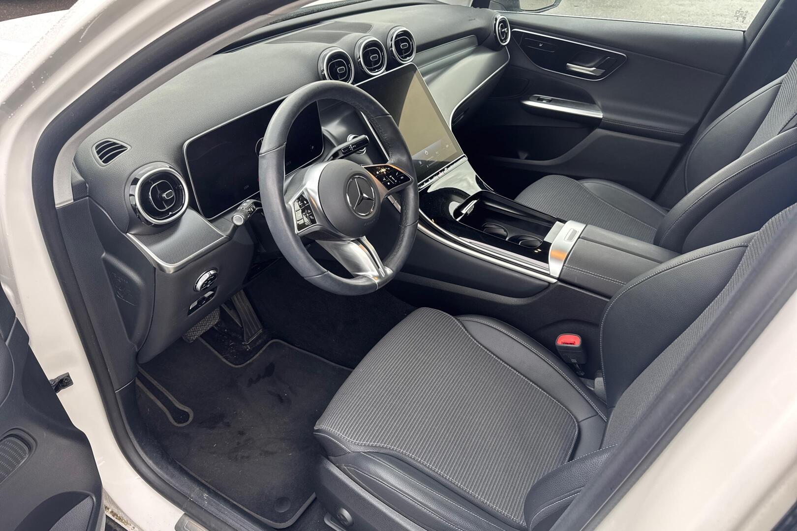 MERCEDES-BENZ GLC 2024