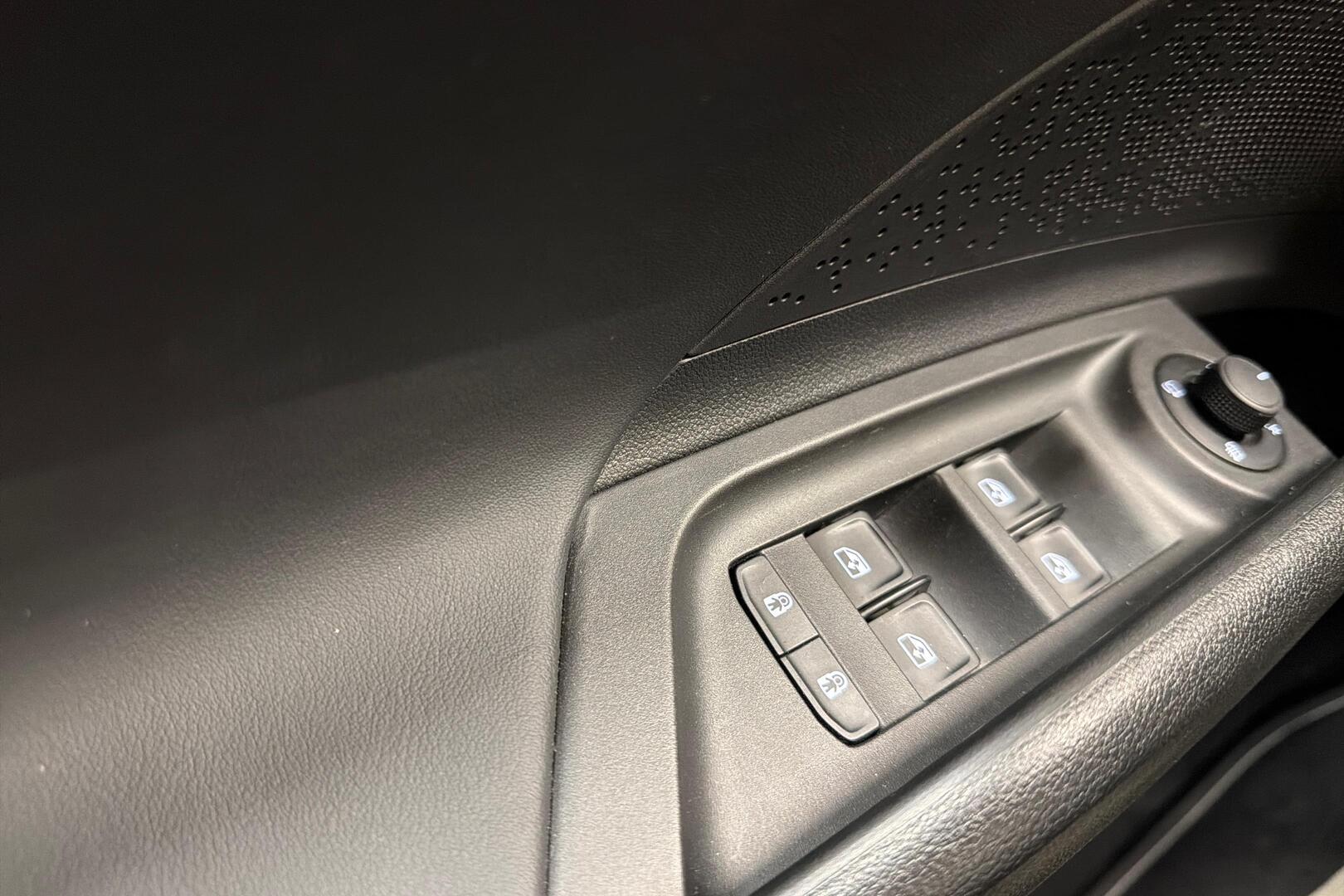 SKODA Enyaq 2025