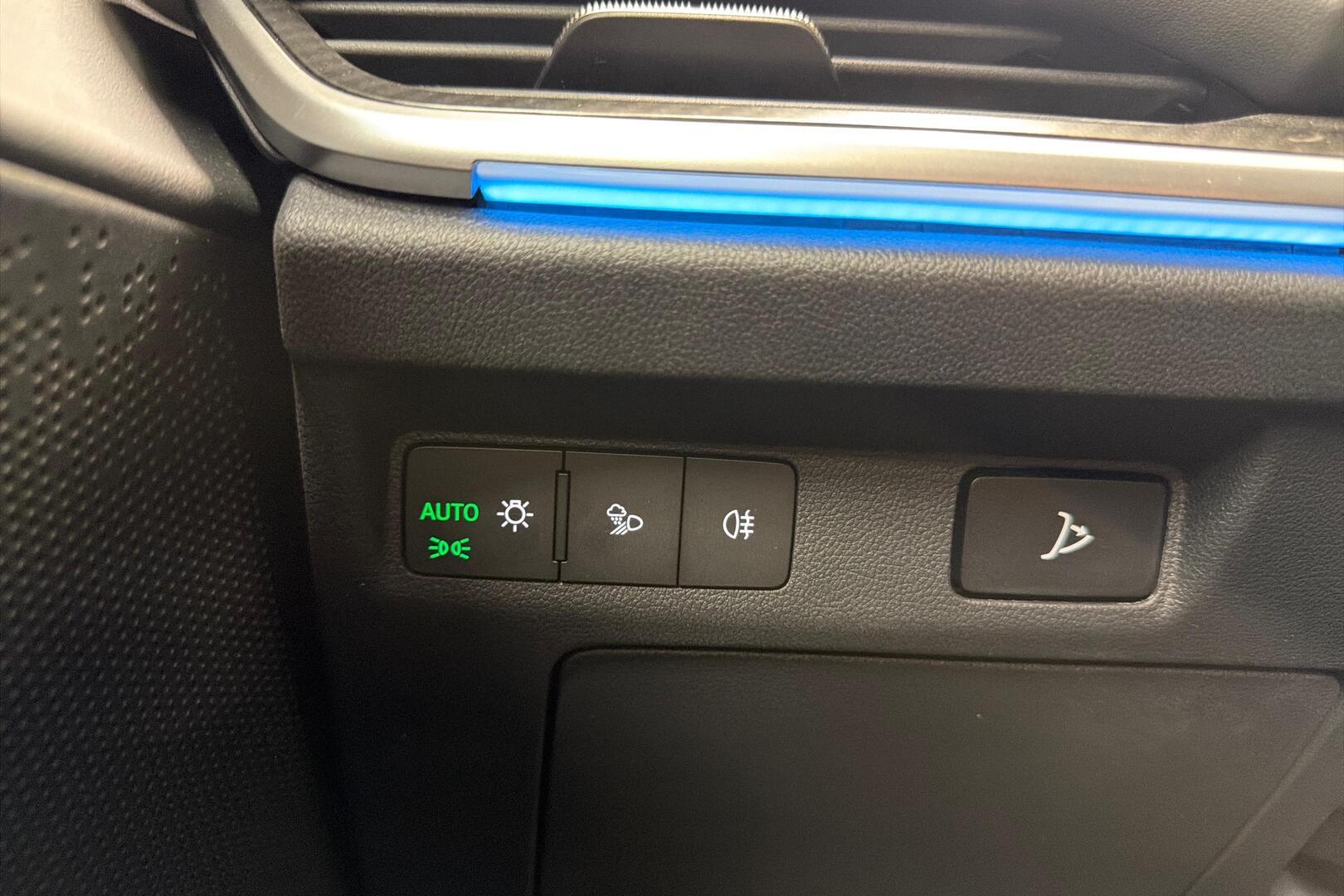 SKODA Enyaq 2025