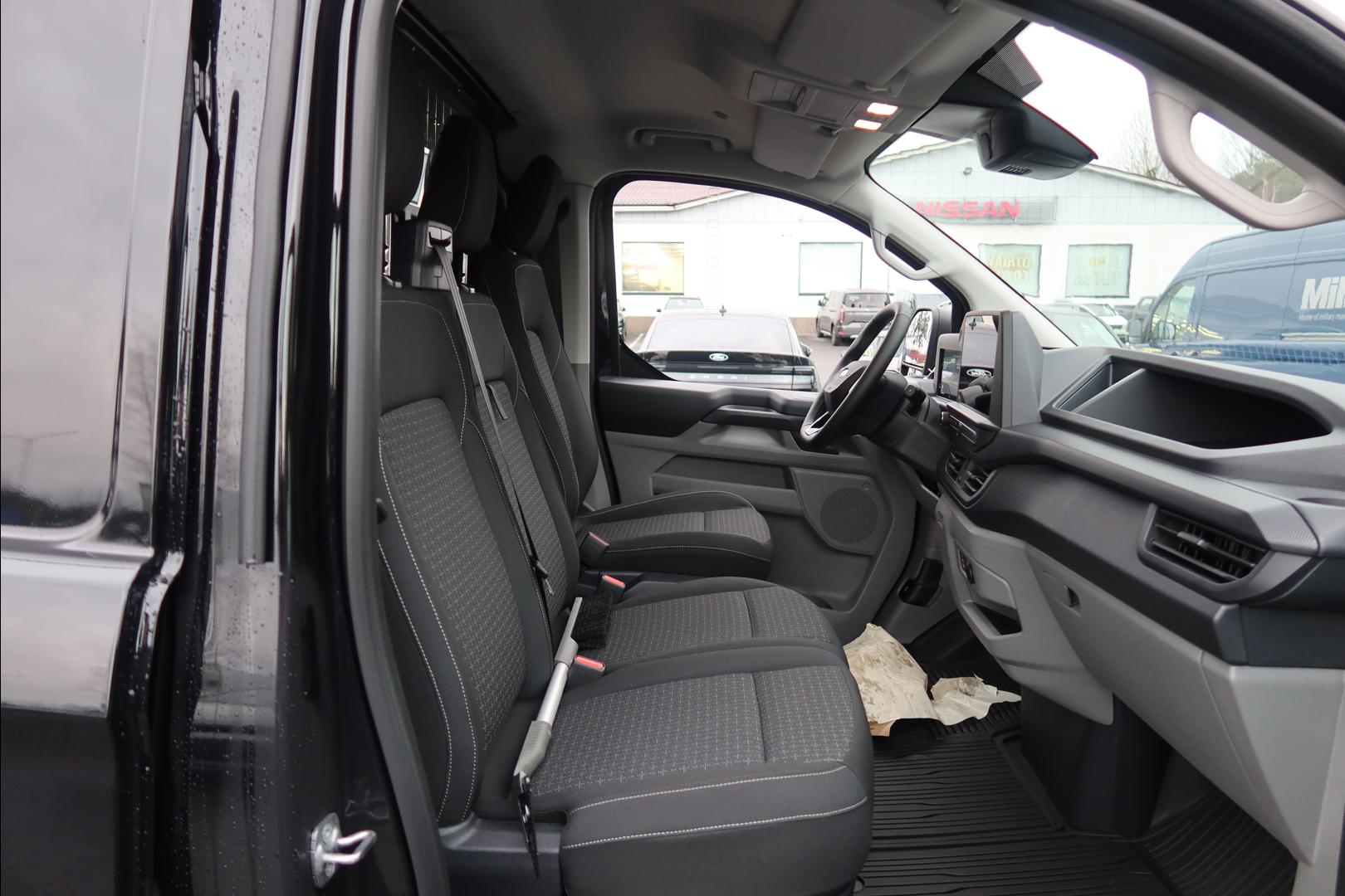 Ford Transit Custom 2025