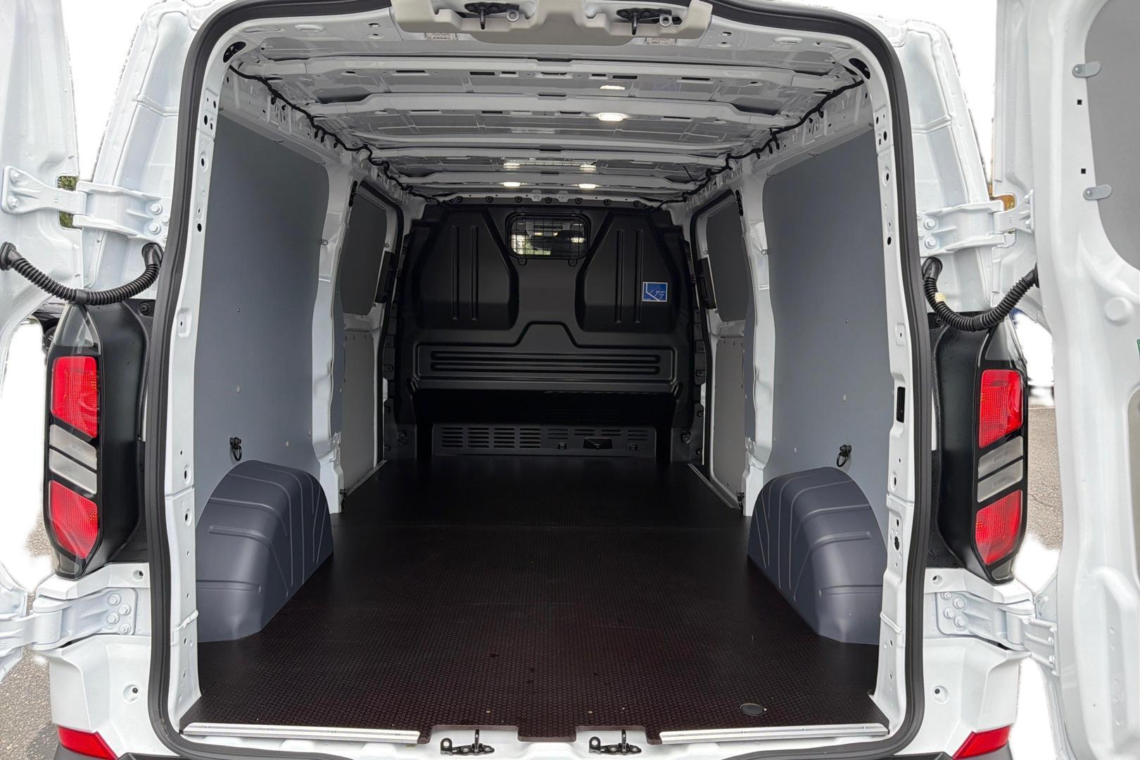FORD TRANSIT CUSTOM 14