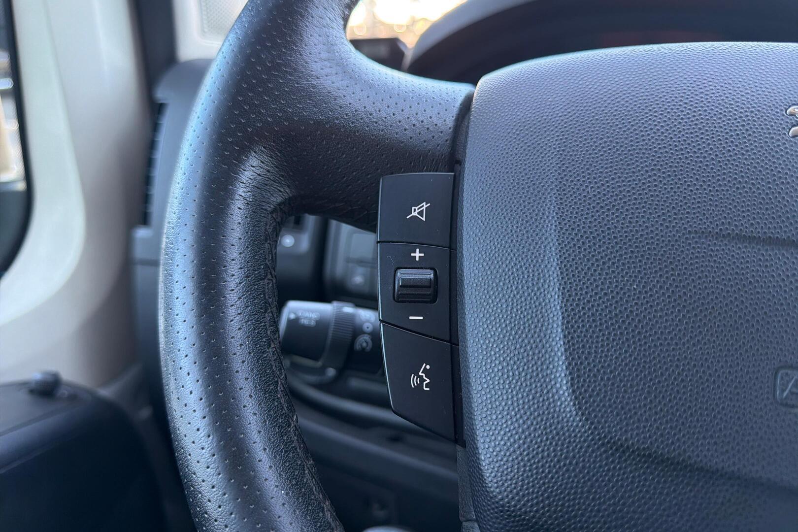 PEUGEOT Boxer 2022