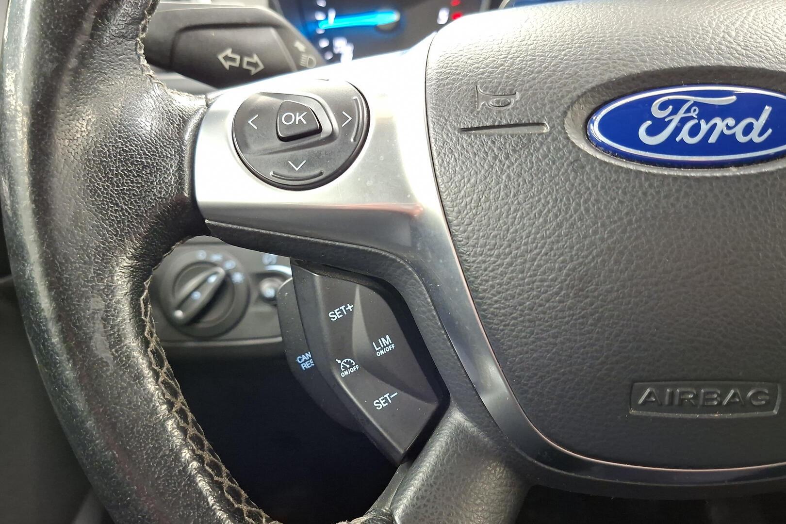 FORD Kuga 2015