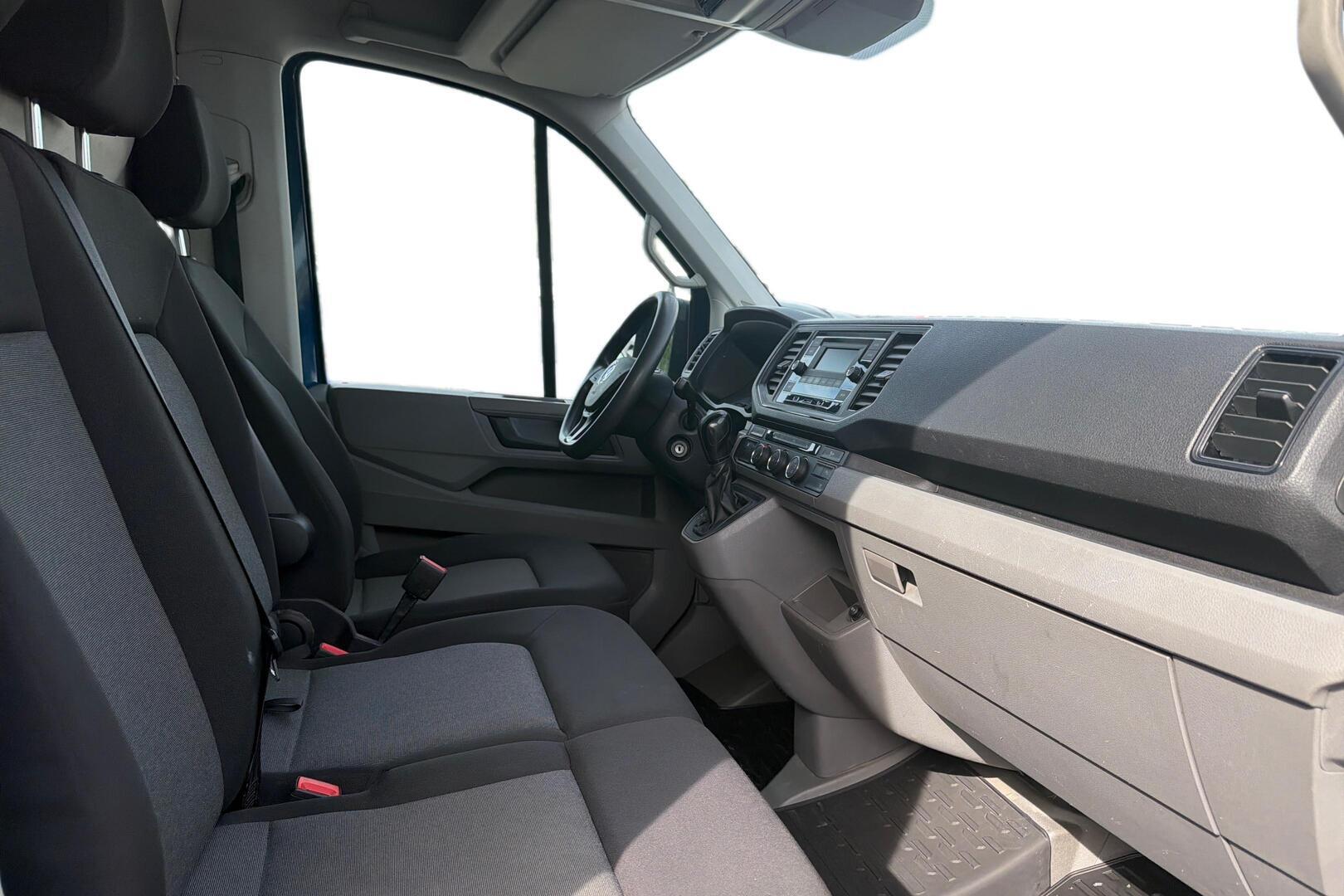 VOLKSWAGEN Crafter 2020