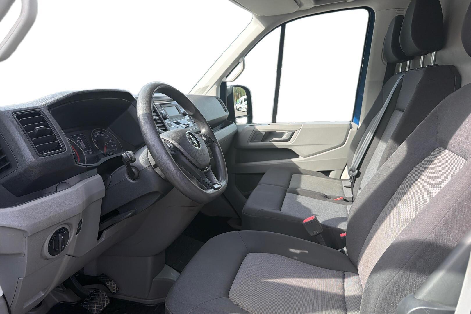 VOLKSWAGEN Crafter 2020