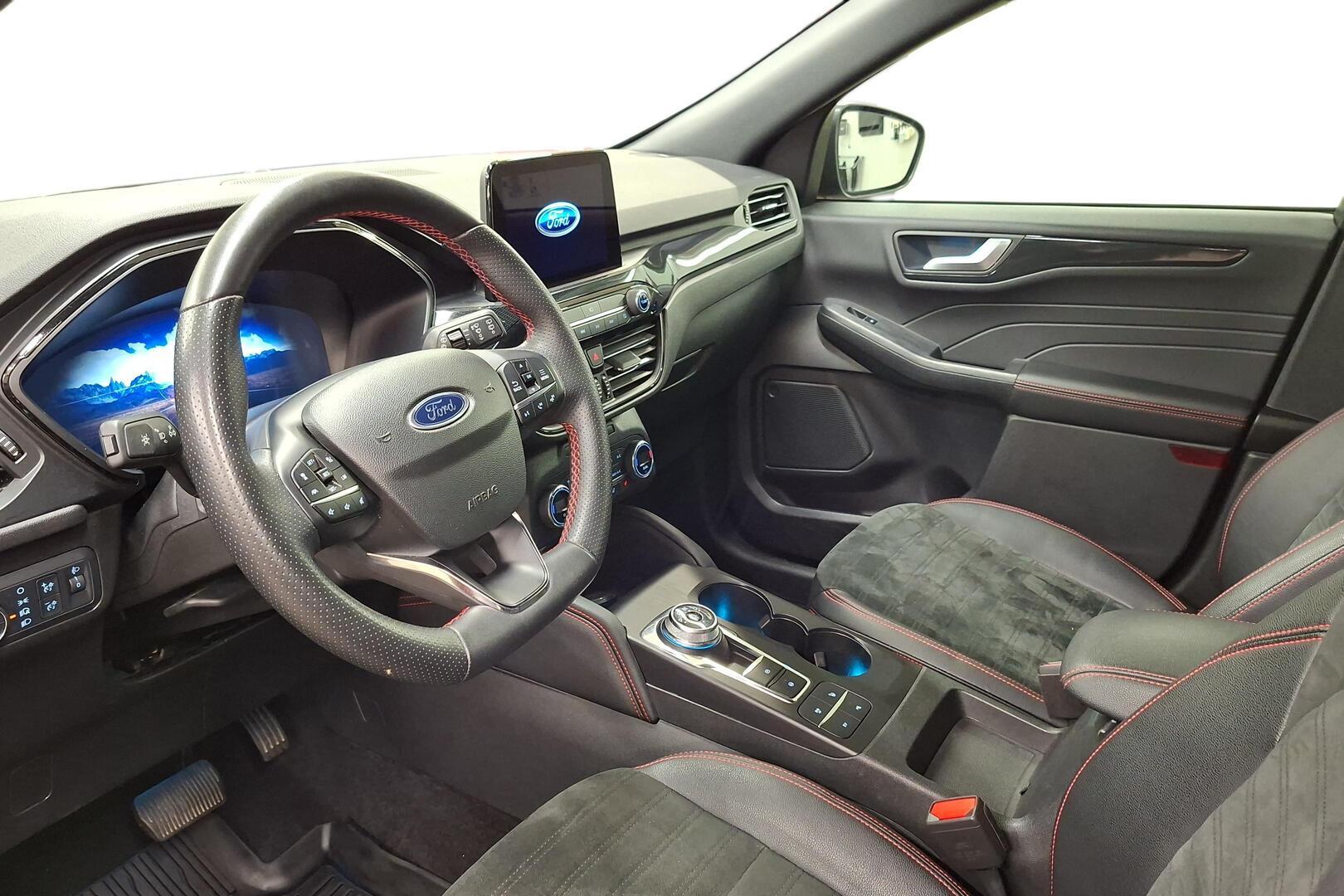 FORD Kuga 2023