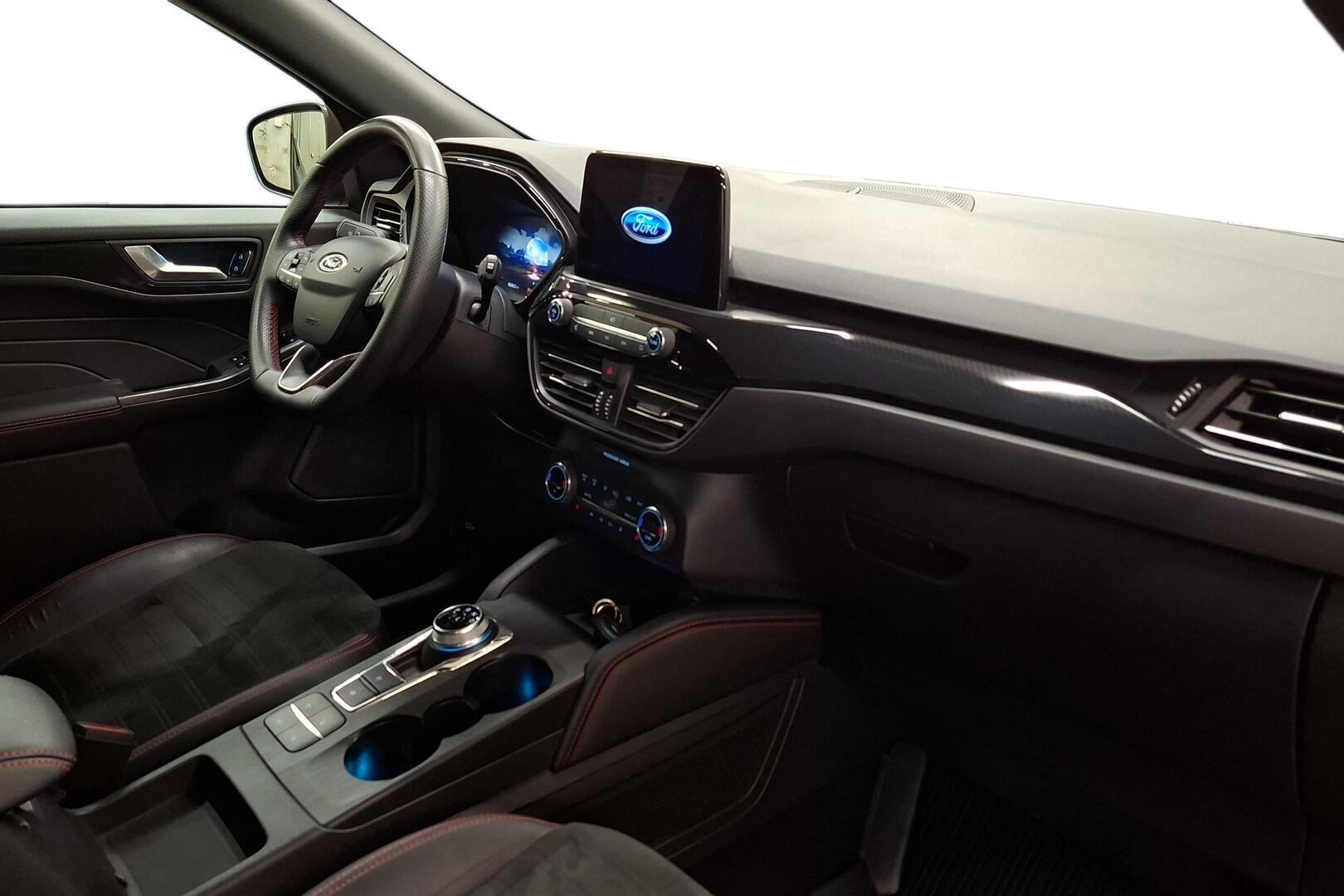 FORD Kuga 2023