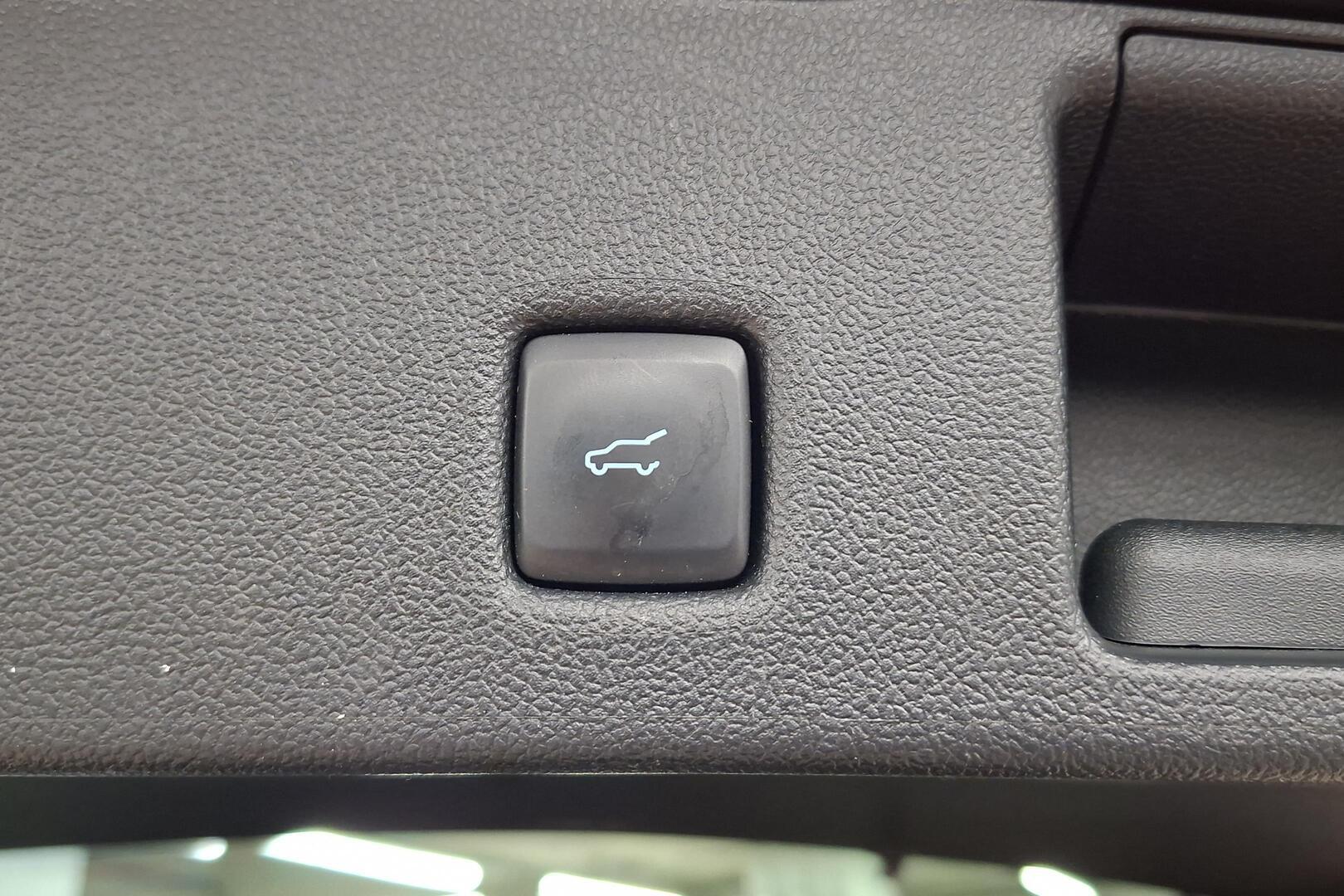 FORD Kuga 2023
