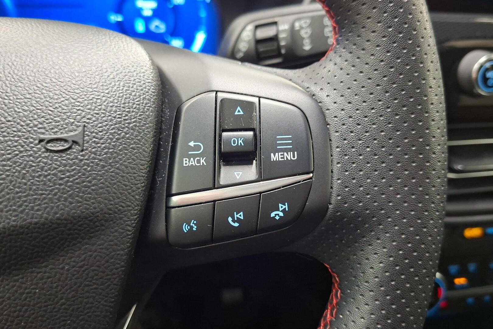 FORD Kuga 2023