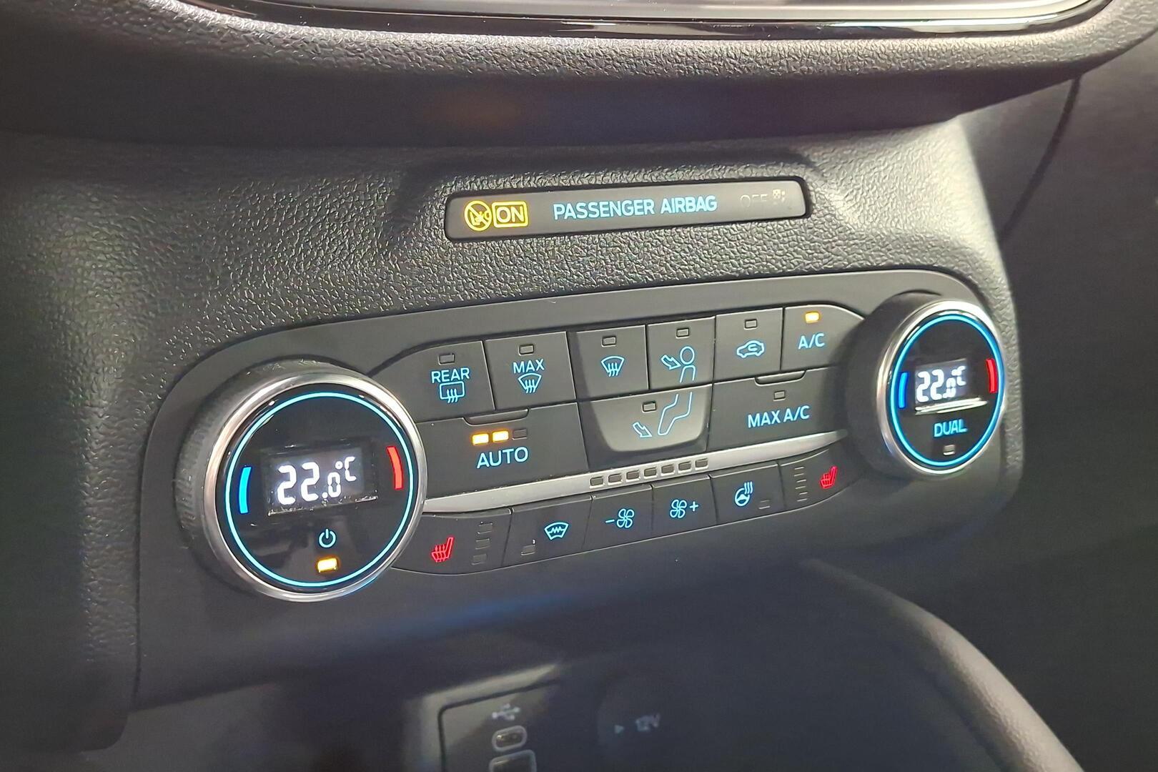 FORD Kuga 2023