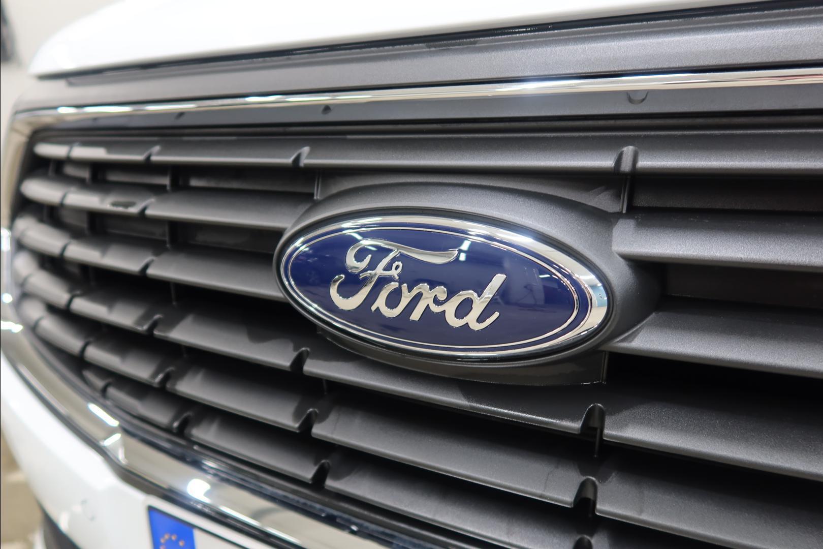 FORD Grand Tourneo Connect 2025