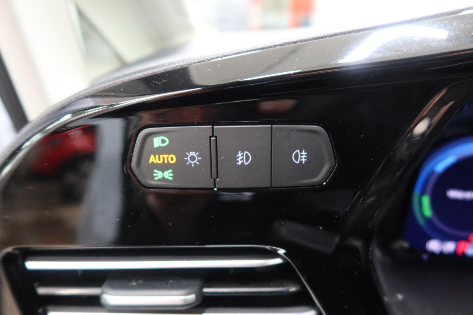 FORD Grand Tourneo Connect 2025