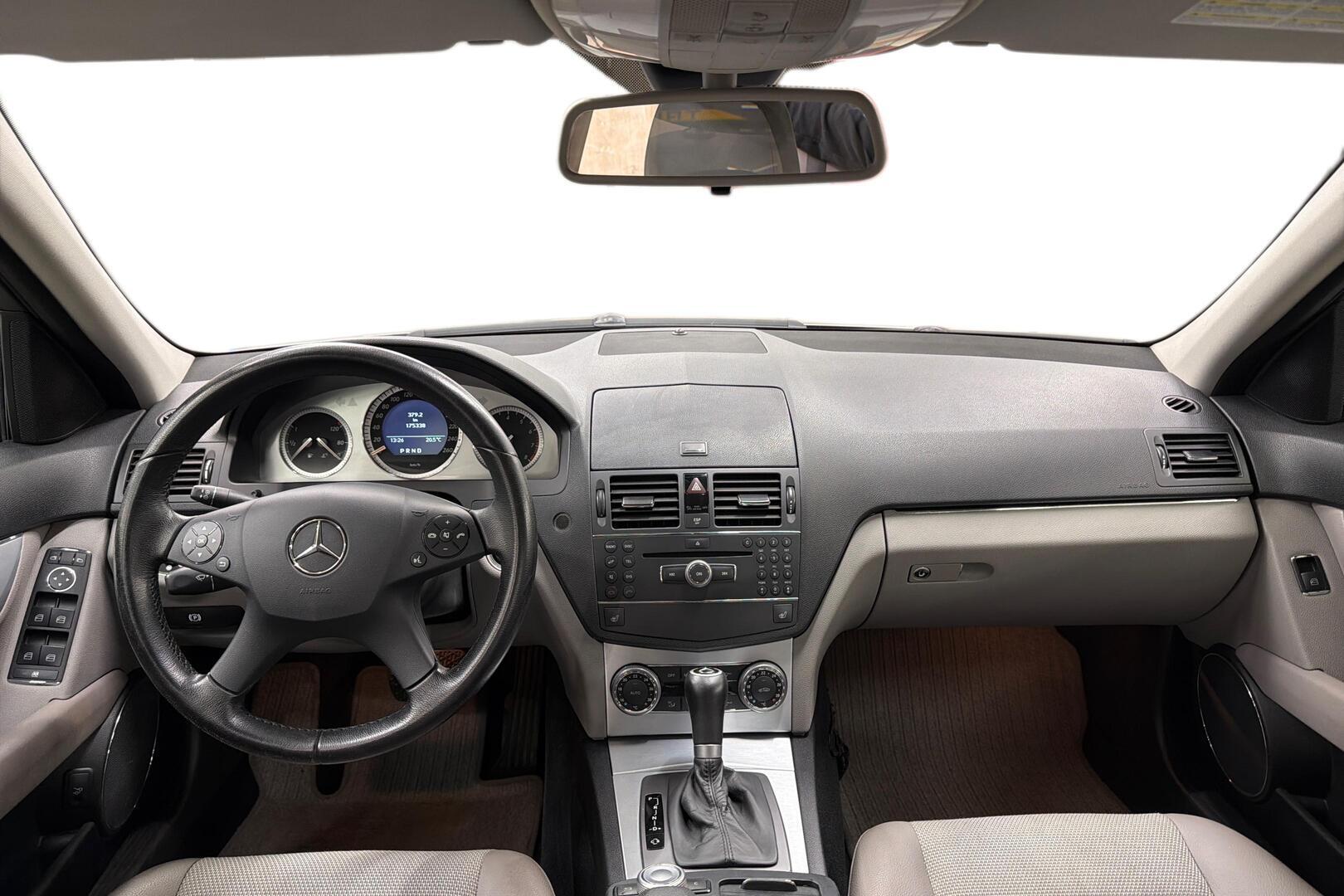 MERCEDES-BENZ C 2008