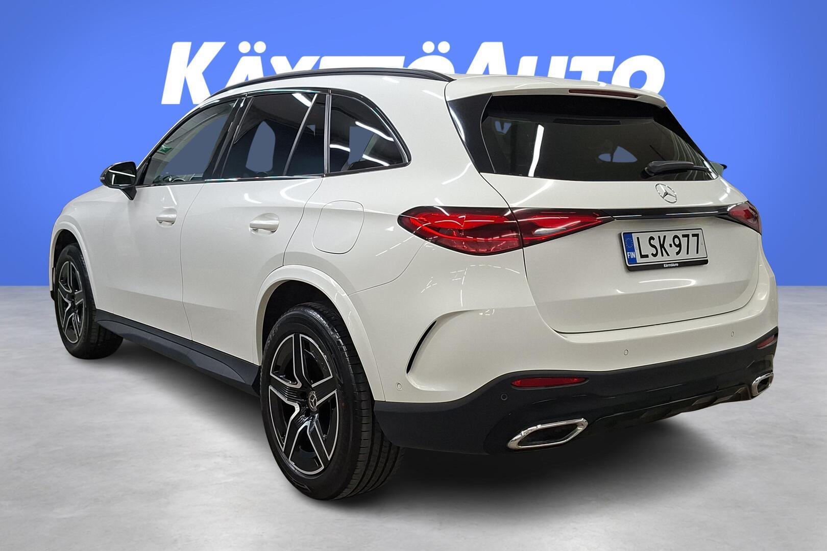 MERCEDES-BENZ GLC 2023