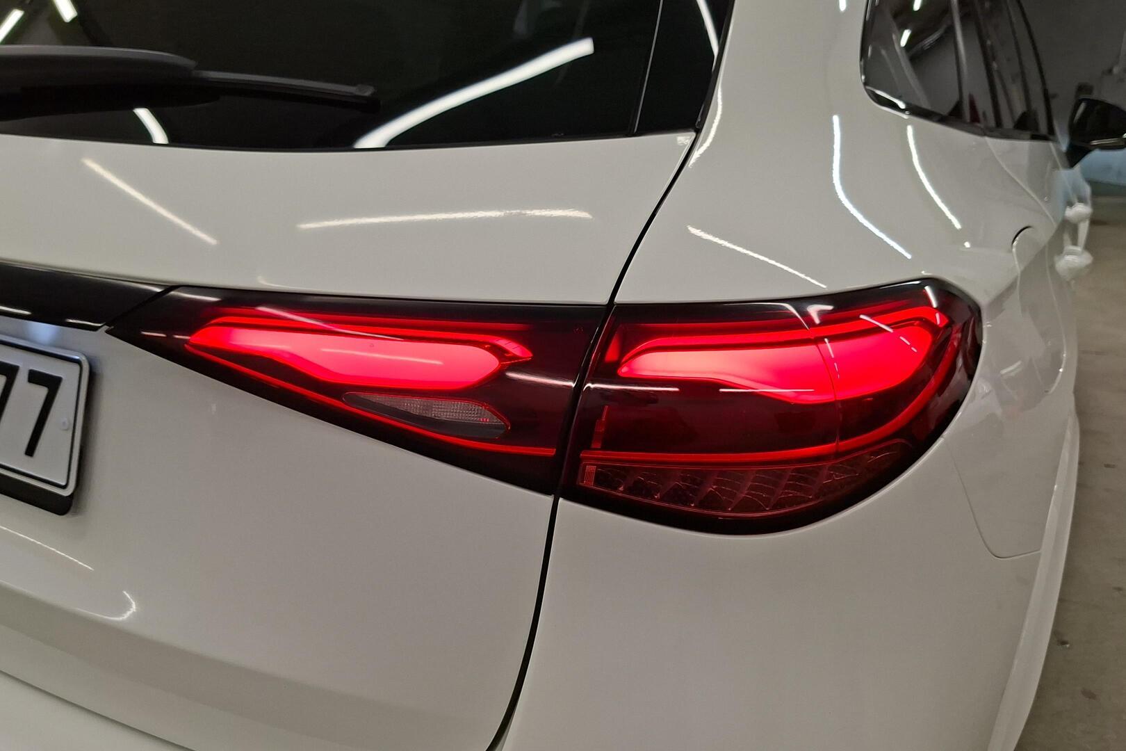 MERCEDES-BENZ GLC 2023