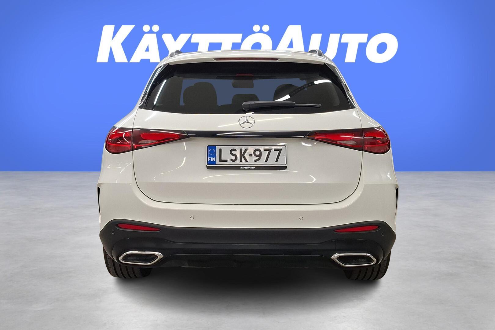 MERCEDES-BENZ GLC 2023