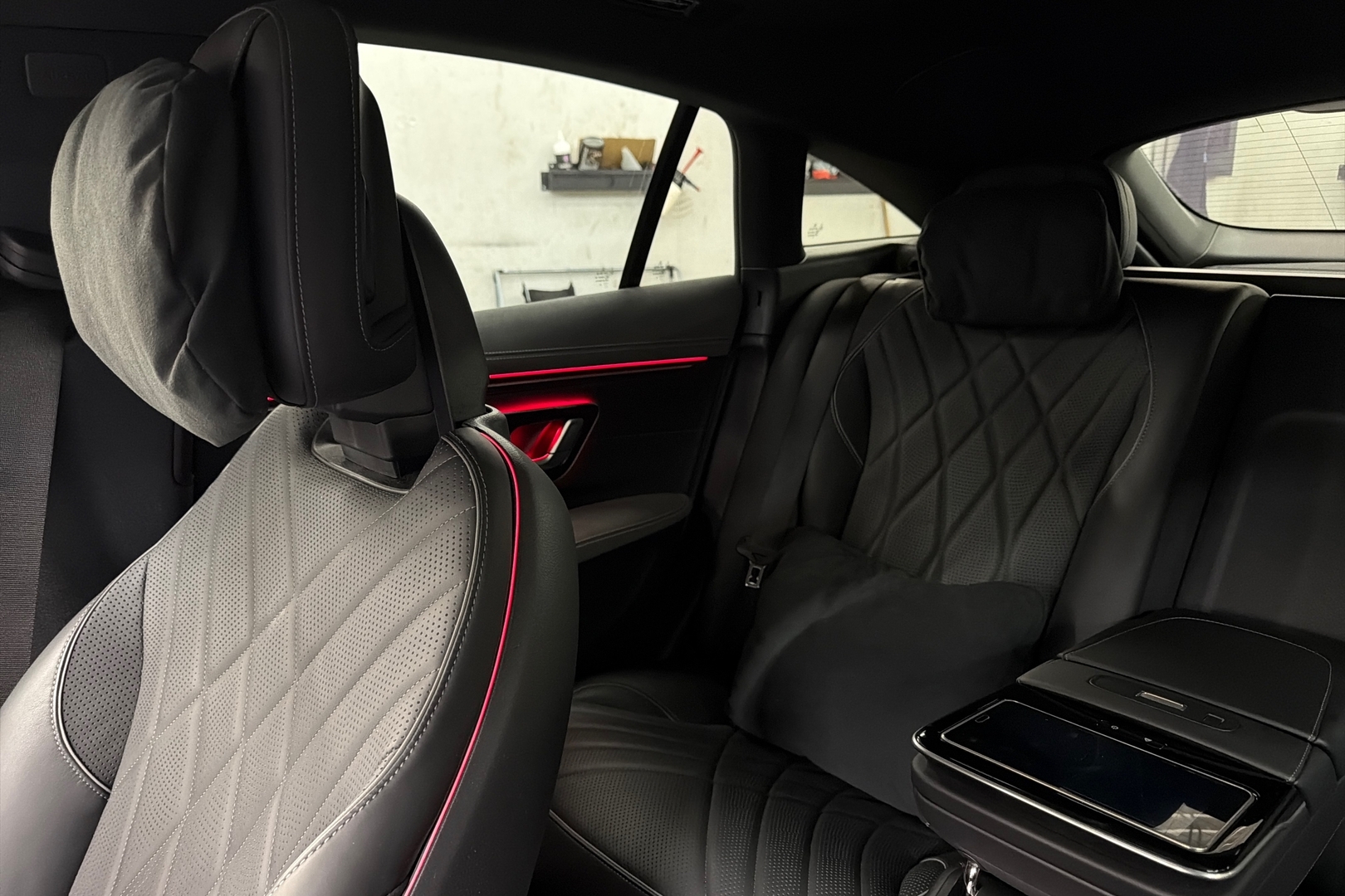 MERCEDES-BENZ EQS 2023