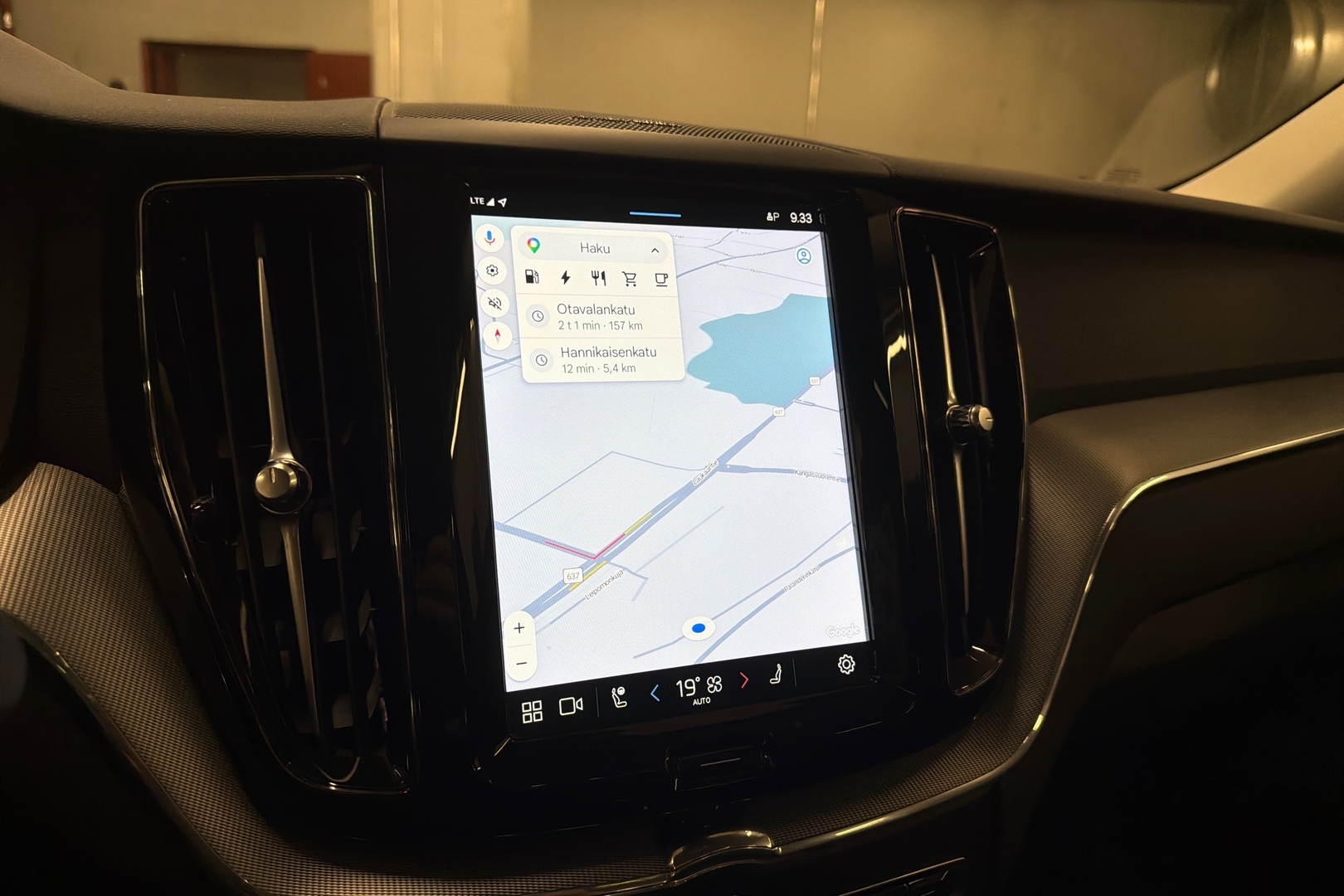 VOLVO XC60 2024